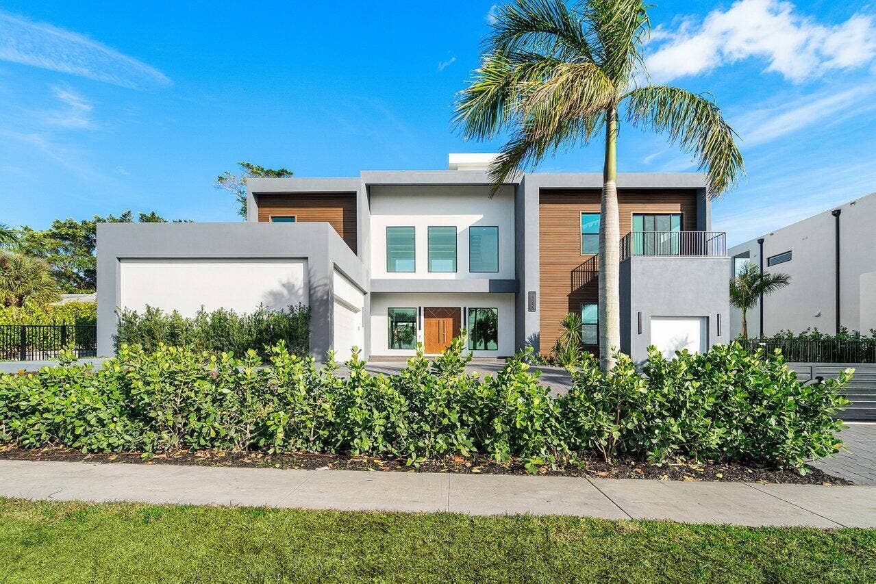 13480 US HIGHWAY 1, Juno Beach, FL 33408 FRONT