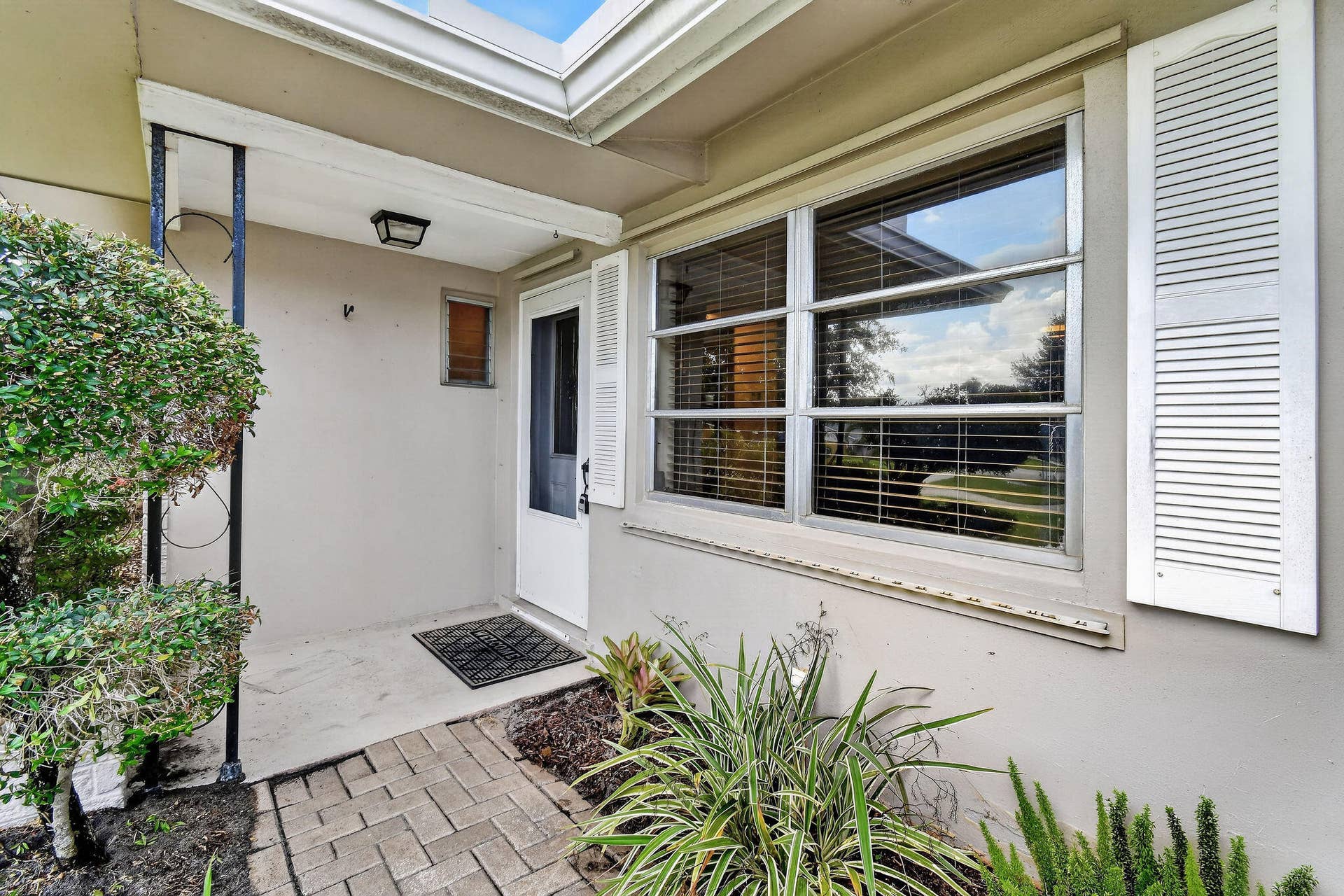 11 Windsor Road E, Jupiter, FL 33469 11WindsorRdE(6)a