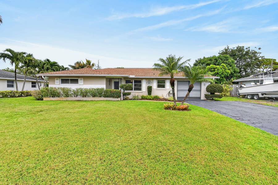 Property photo for 11 Windsor Road E, Jupiter, FL