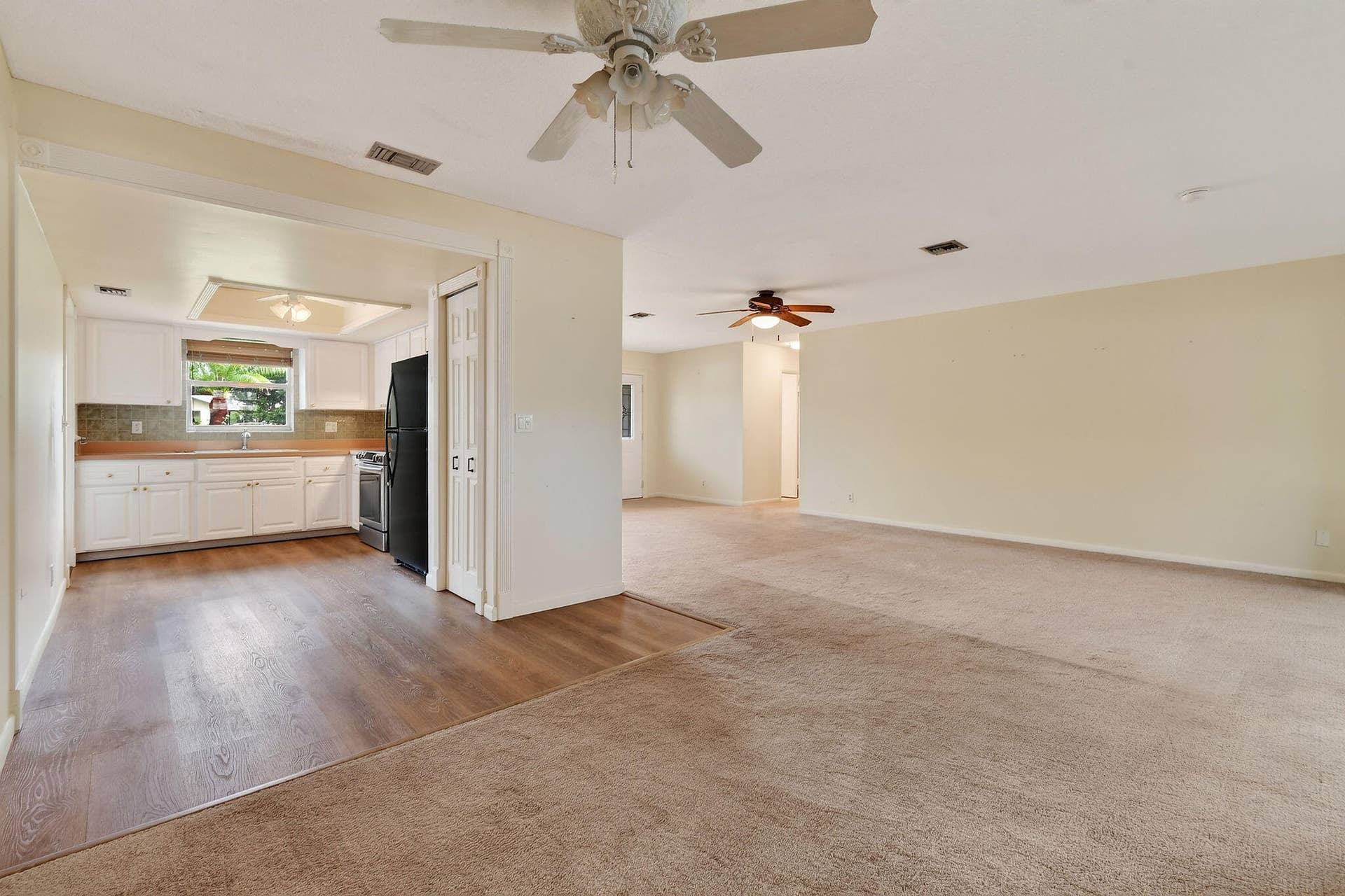 11 Windsor Road E, Jupiter, FL 33469 11WindsorRdE(20)