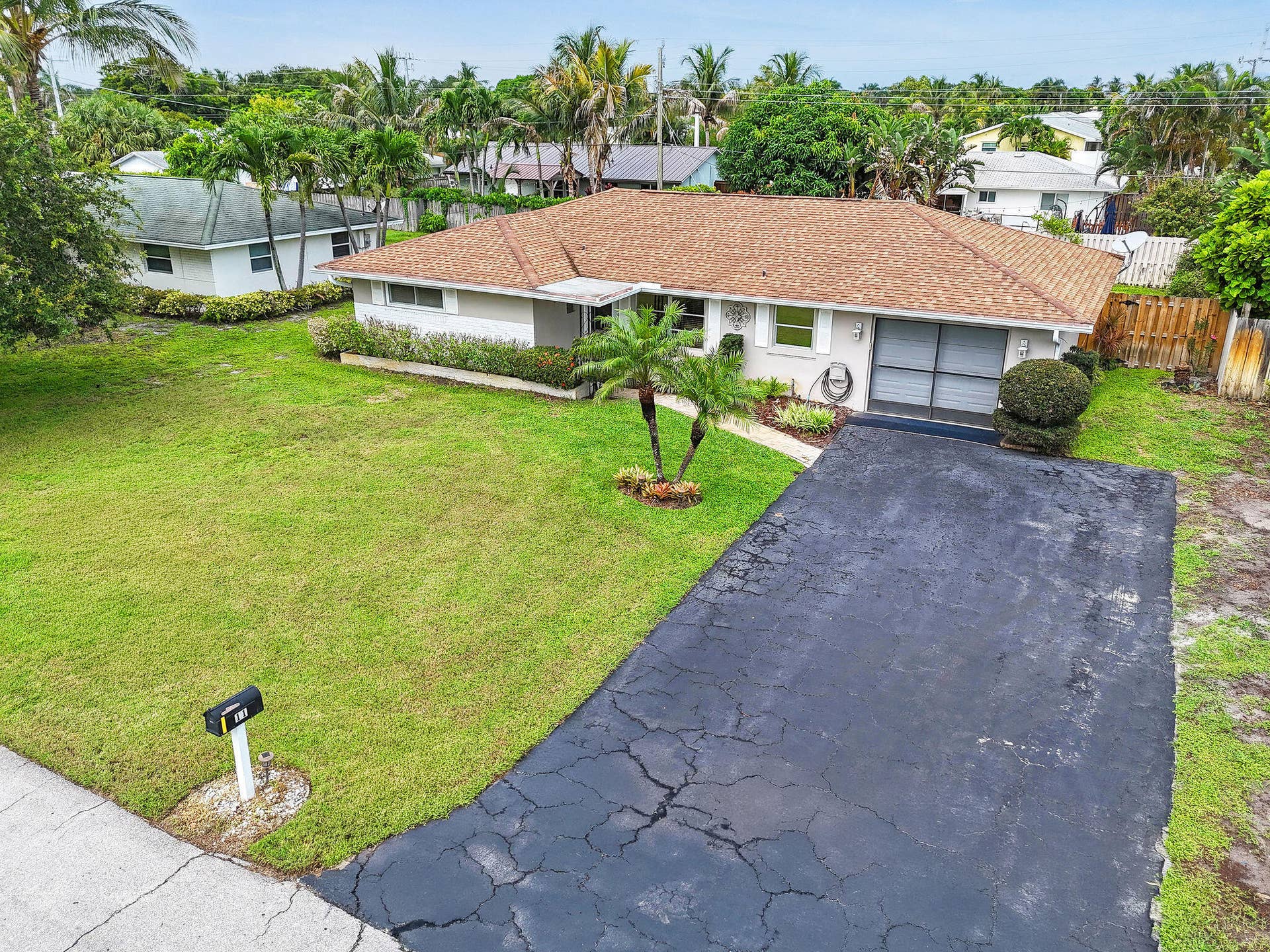 11 Windsor Road E, Jupiter, FL 33469 11WindsorRdEAerials(2)