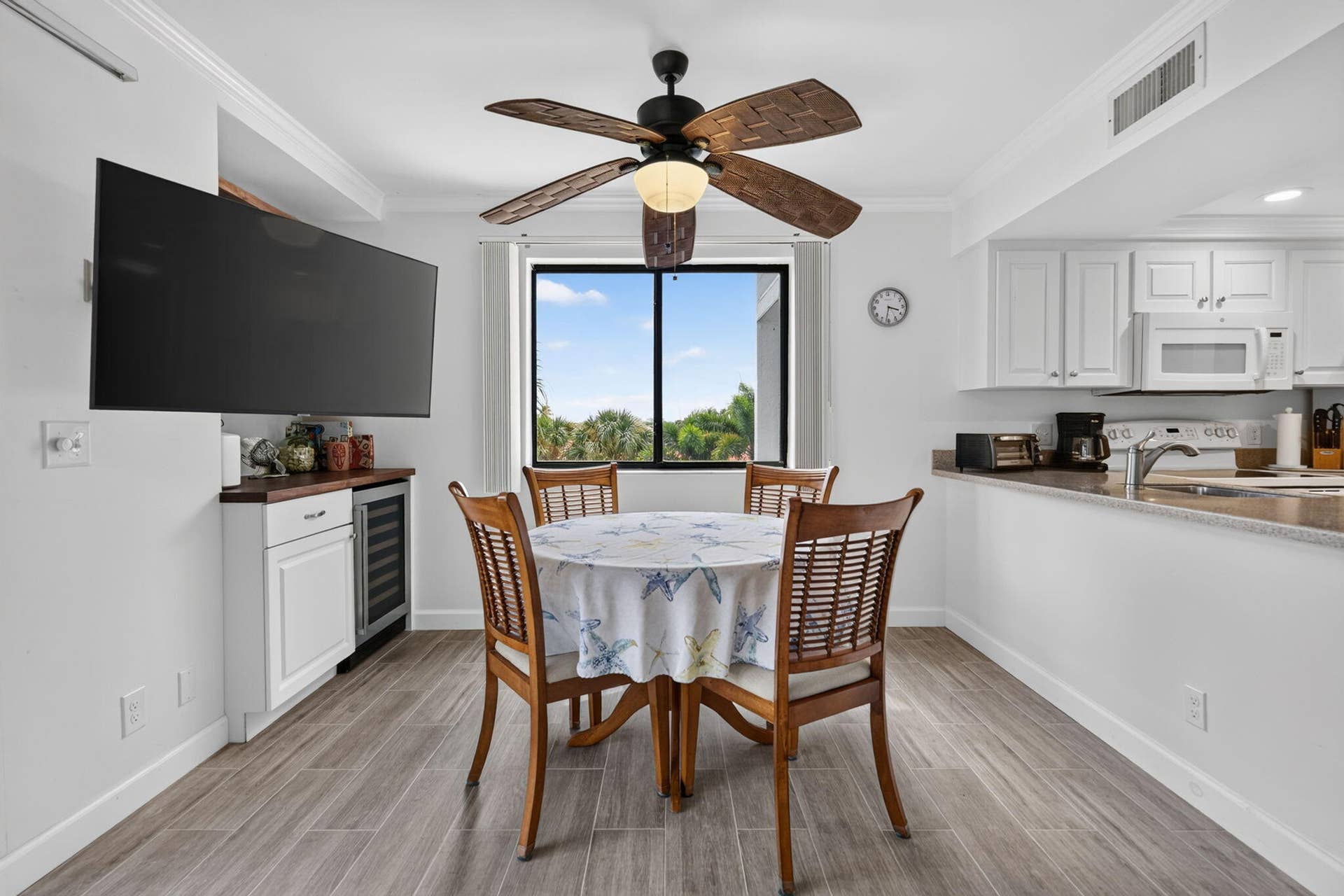 1605 S US HIGHWAY 1, #F306, Jupiter, FL 33477 Dining Area