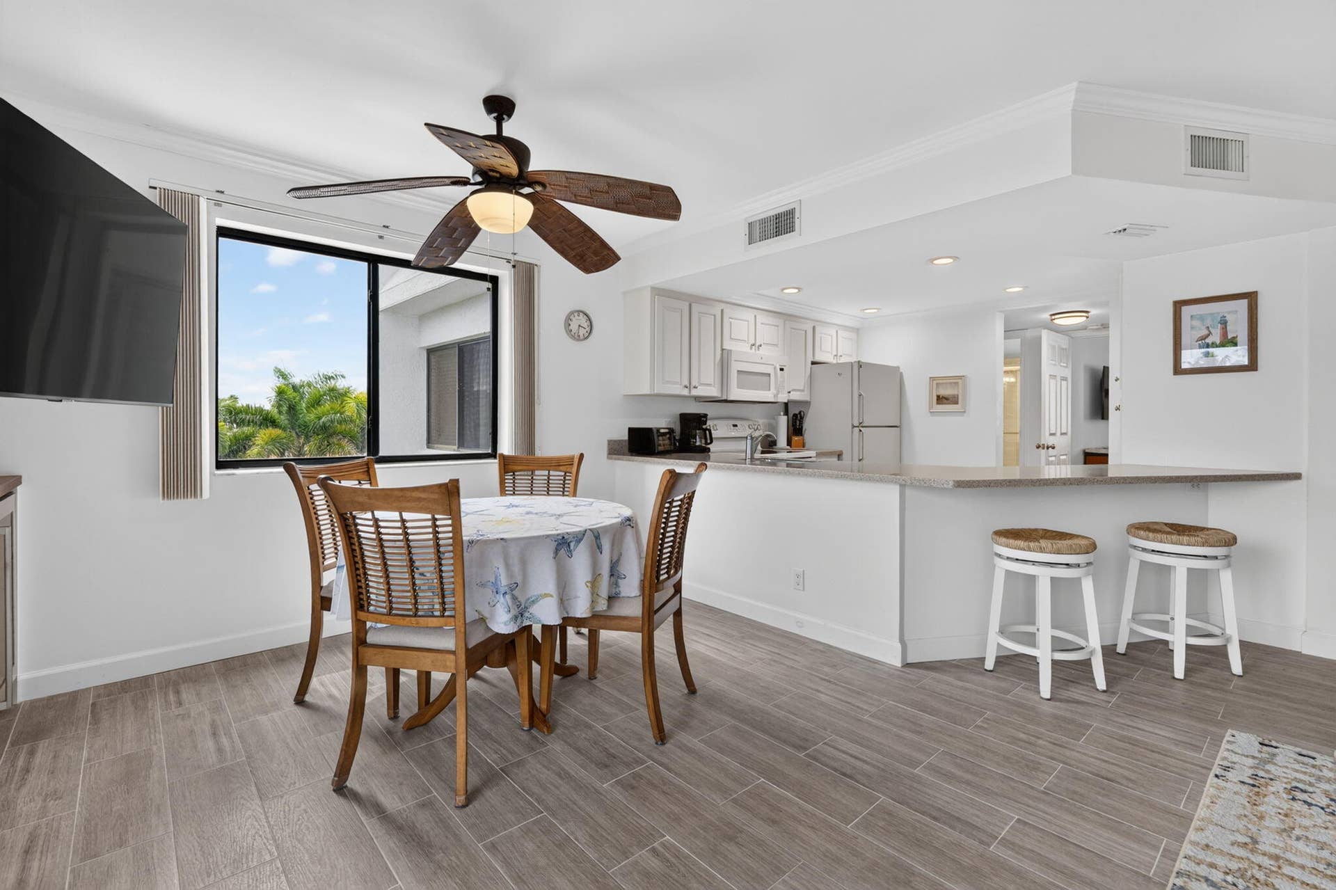 1605 S US HIGHWAY 1, #F306, Jupiter, FL 33477 Dining-Kitchen