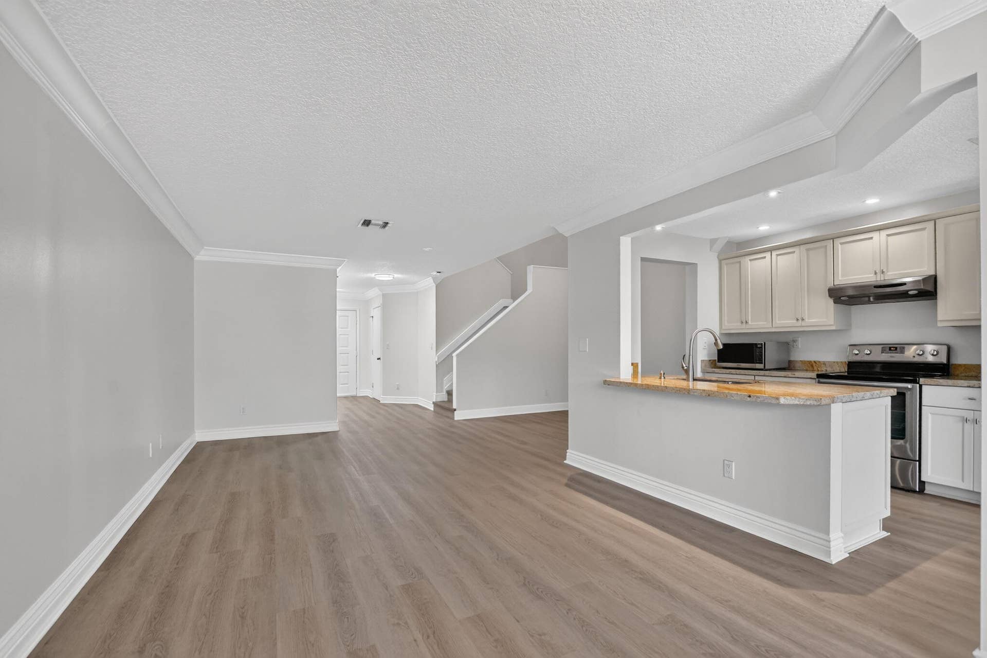 21328 Pagosa Court, Boca Raton, FL 33486 Living Room