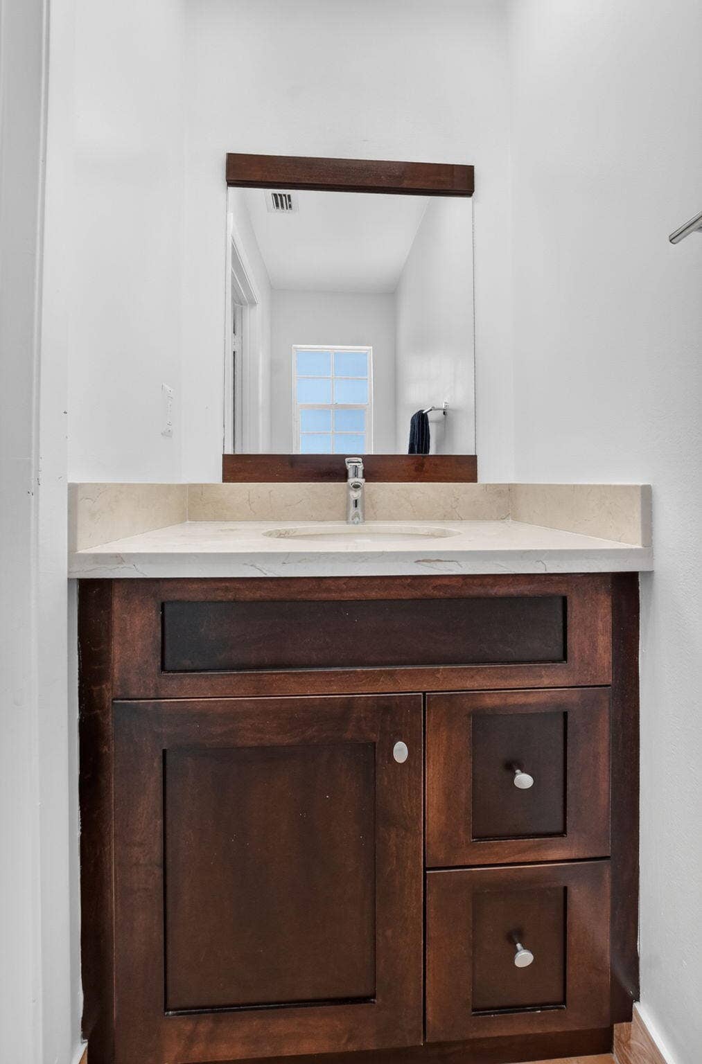 21328 Pagosa Court, Boca Raton, FL 33486 Half Bathroom