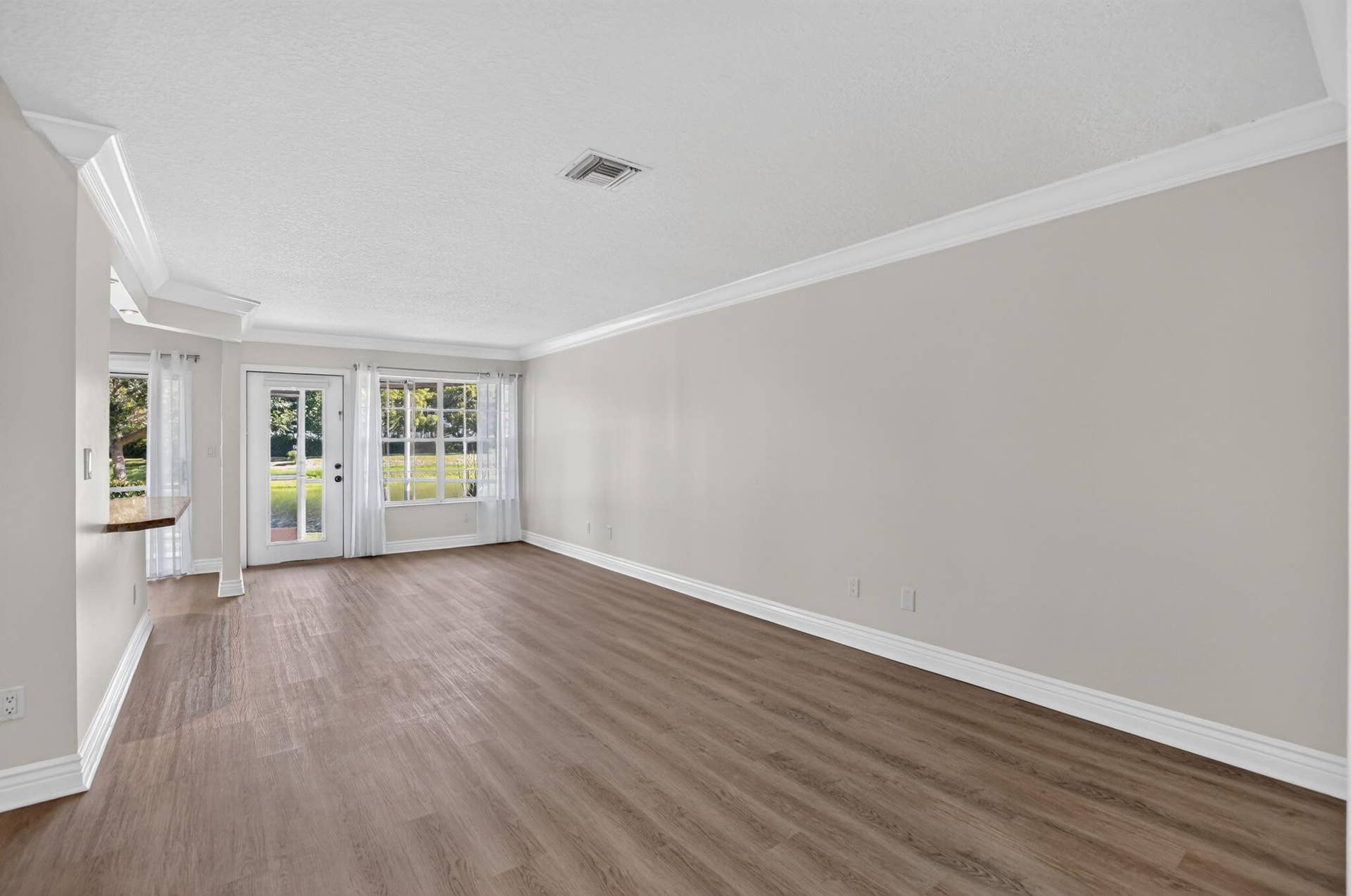 21328 Pagosa Court, Boca Raton, FL 33486 Living Room