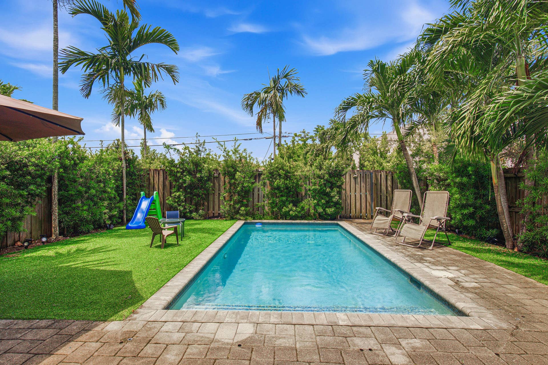 Backyard/Pool