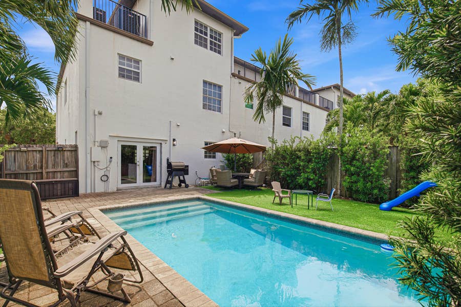 Property photo for 807 NW 1ST Avenue, Fort Lauderdale, FL