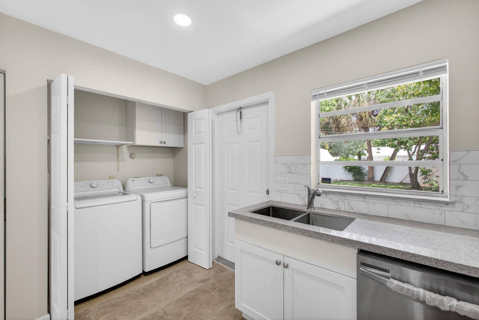 9484 Sun Court, West Palm Beach, FL 33403 29-web-or-mls-5D1A3590