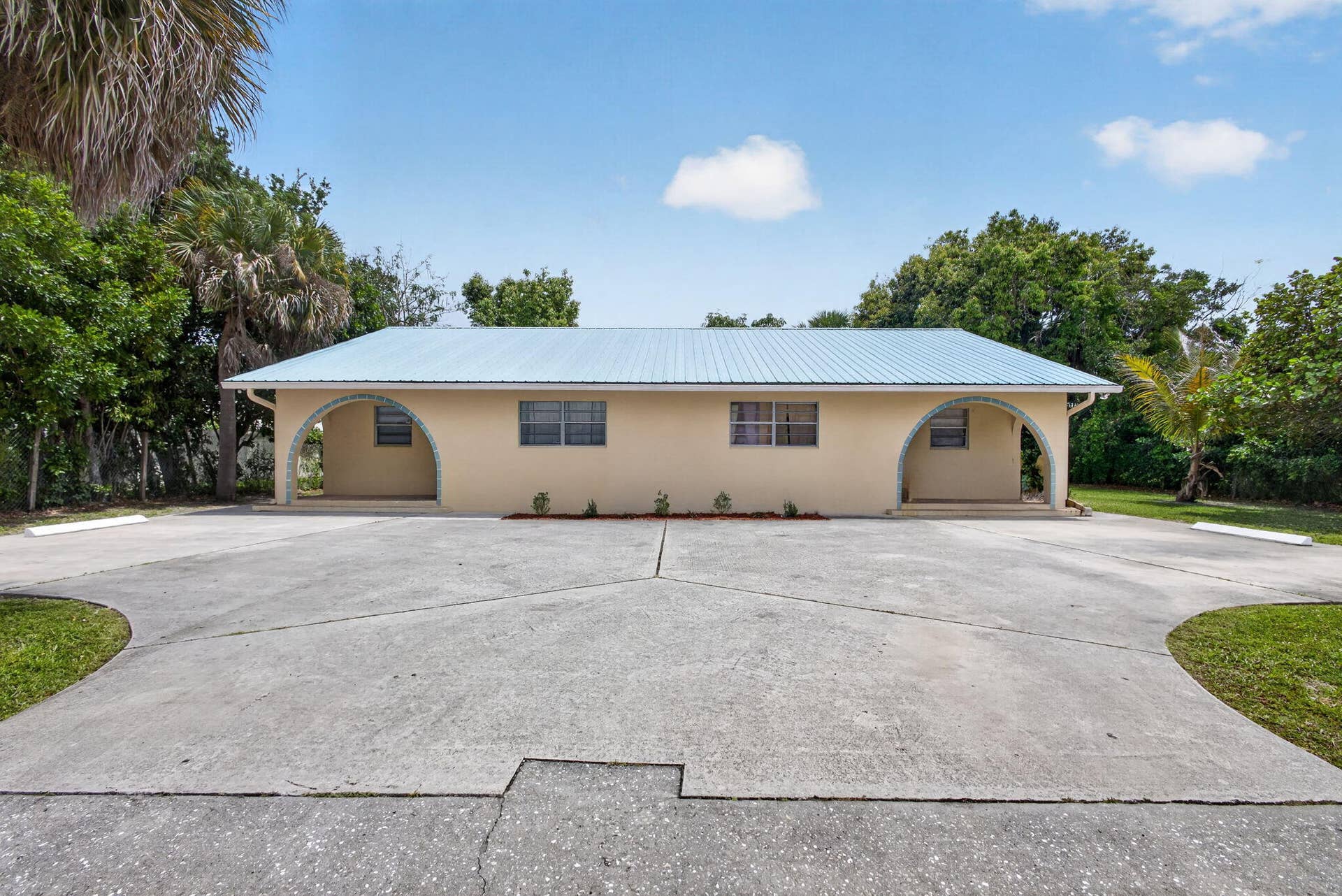 9484 Sun Court, West Palm Beach, FL 33403 3-web-or-mls-5D1A3530