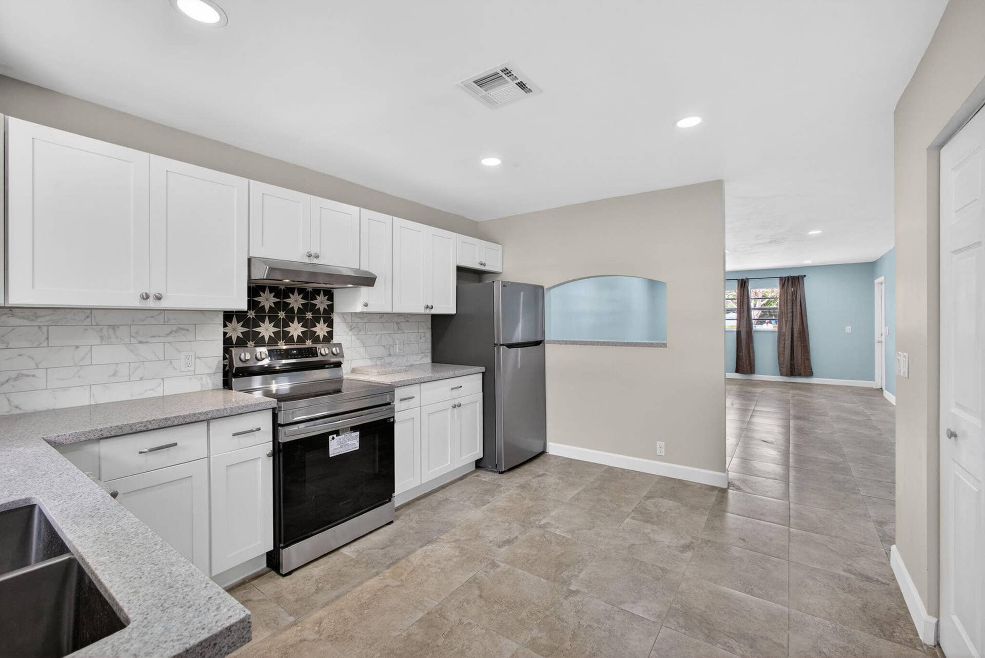 9484 Sun Court, West Palm Beach, FL 33403 21-web-or-mls-5D1A3658