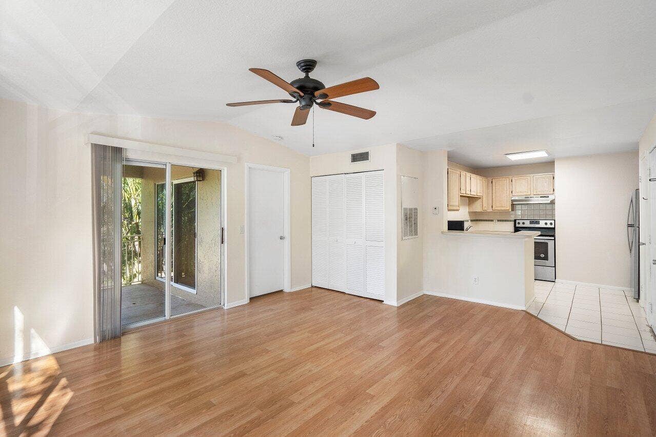 010-1825PalmCoveBoulevard-DelrayBeach-FL
