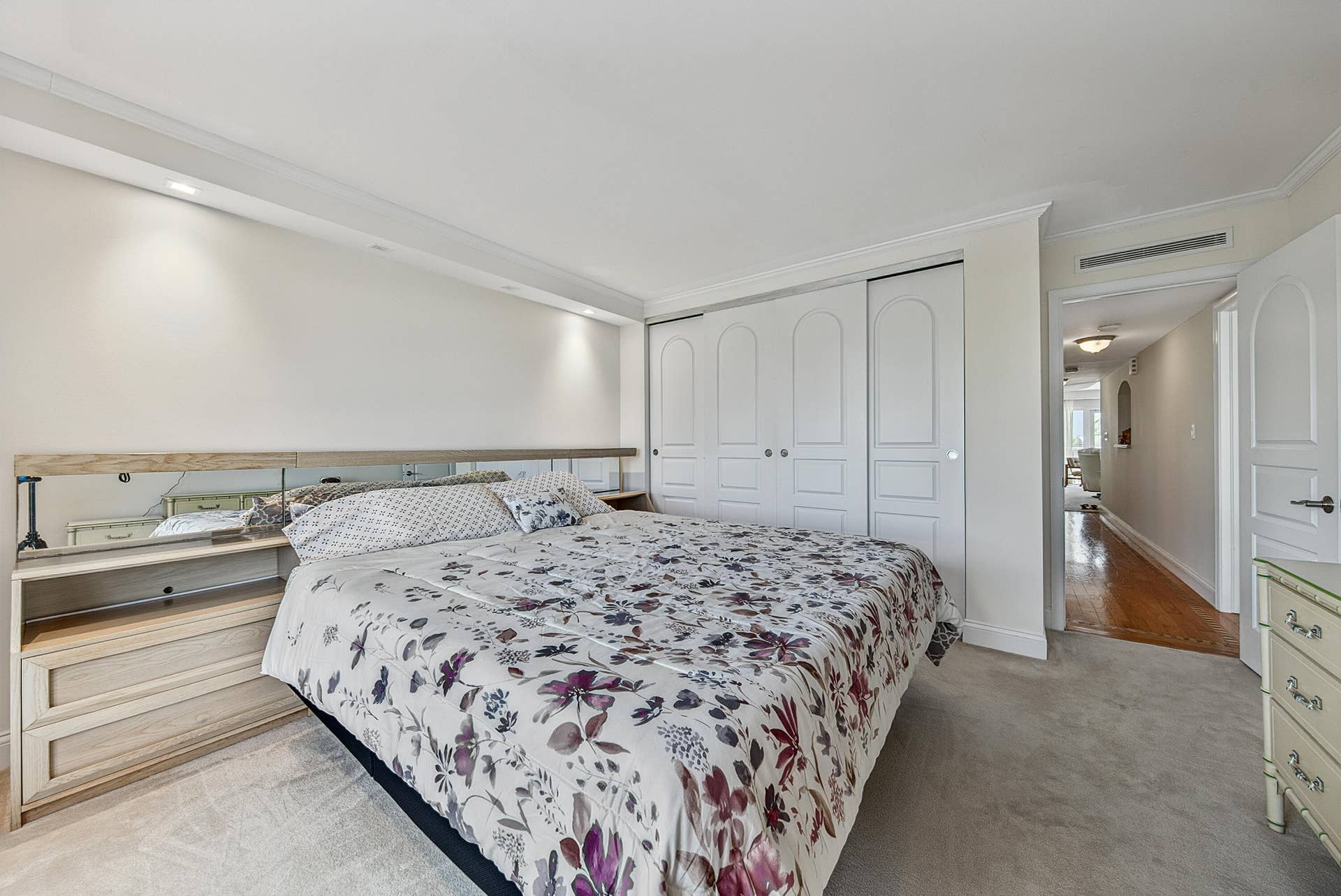 3500 Galt Ocean Drive, #207, Fort Lauderdale, FL 33308 iroff-15