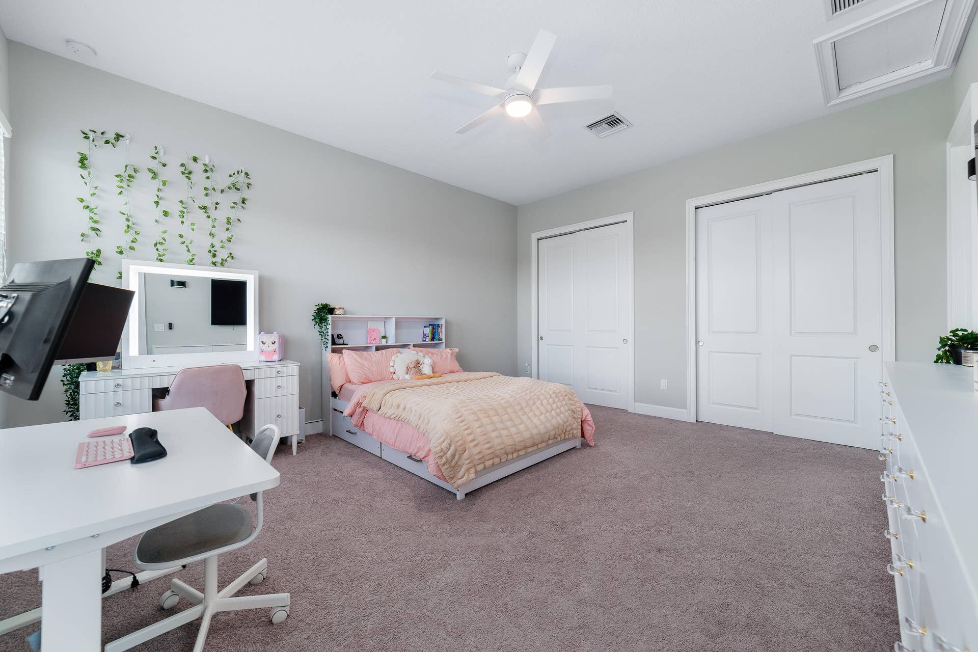 Bedroom 4 (2nd floor)