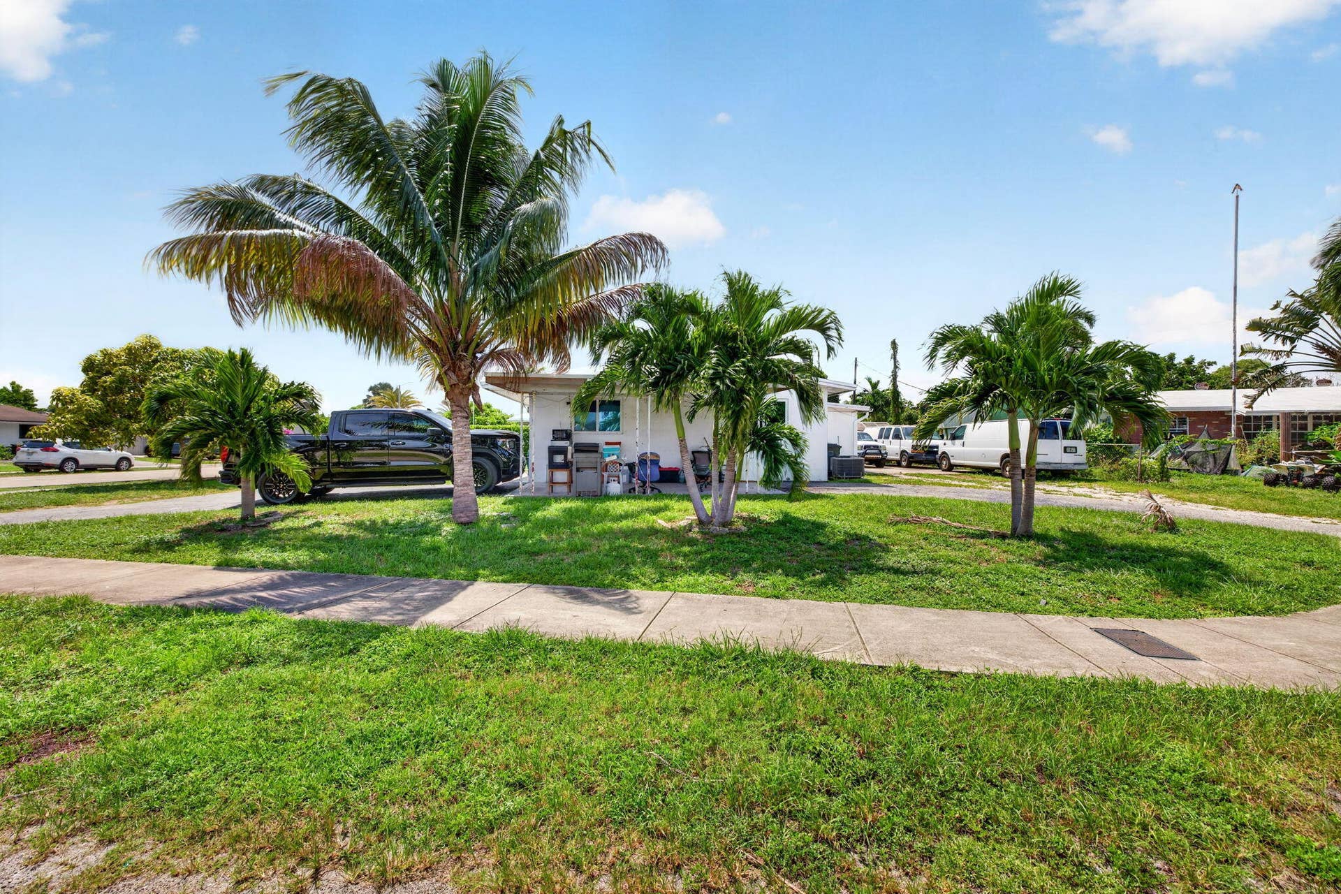 1501 NW 41ST Street, Oakland Park, FL 33309 34-web-or-mls-699A9781