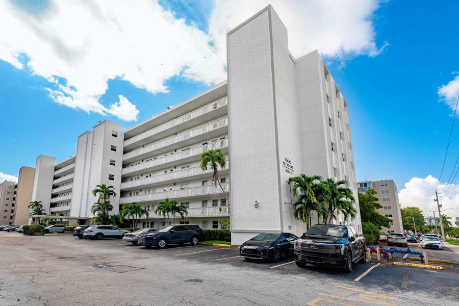 Property photo for 1000 NE 12TH Avenue, #104, Hallandale Beach, FL