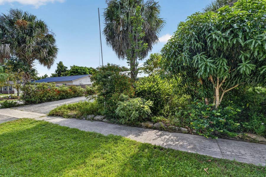 Property photo for 303 S DELAWARE Boulevard, Jupiter, FL