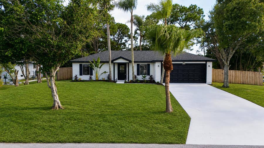 Property photo for 1898 SW LOFGREN Avenue, Port St Lucie, FL