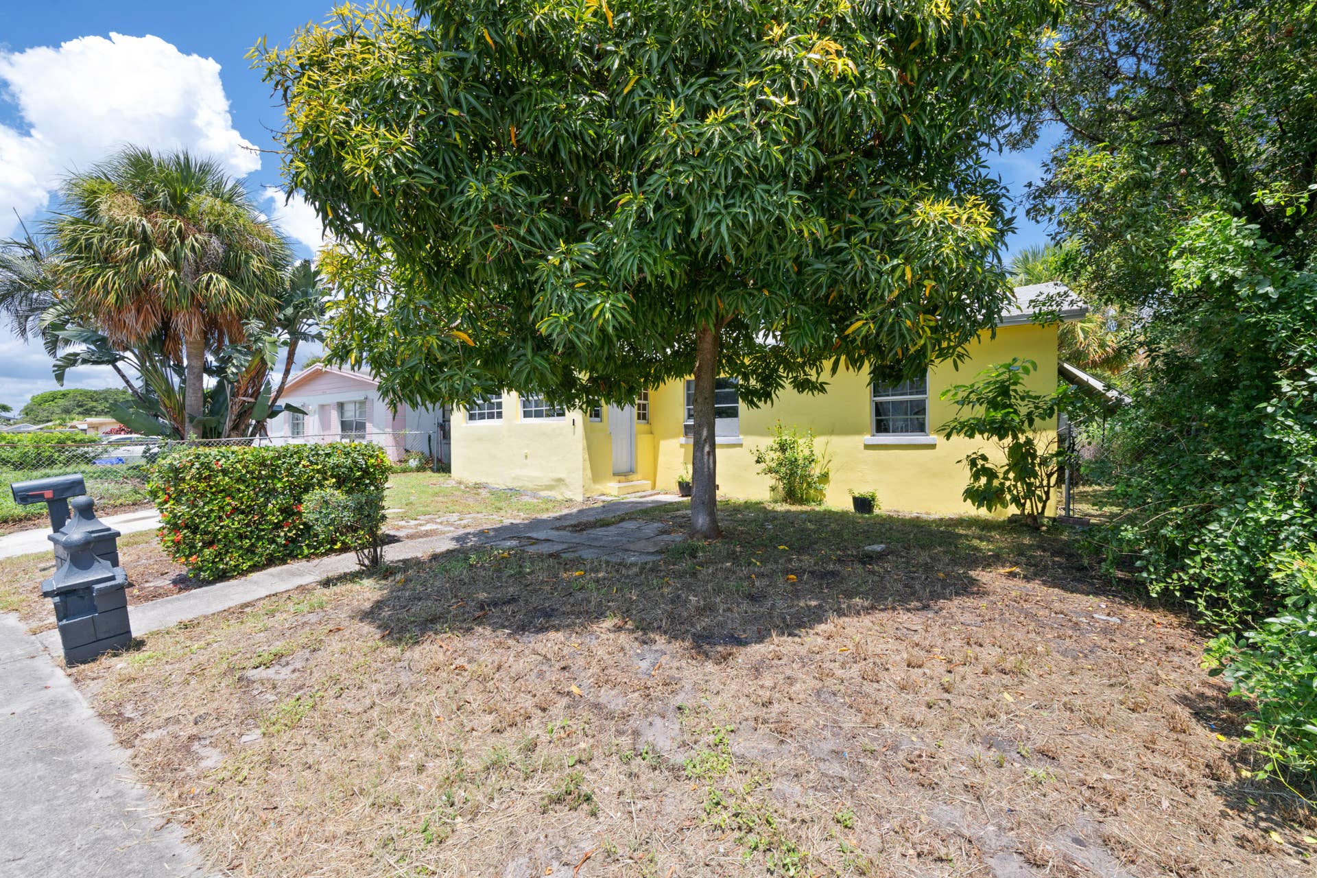 616 W 5TH Street, Riviera Beach, FL 33404 DSC_8630