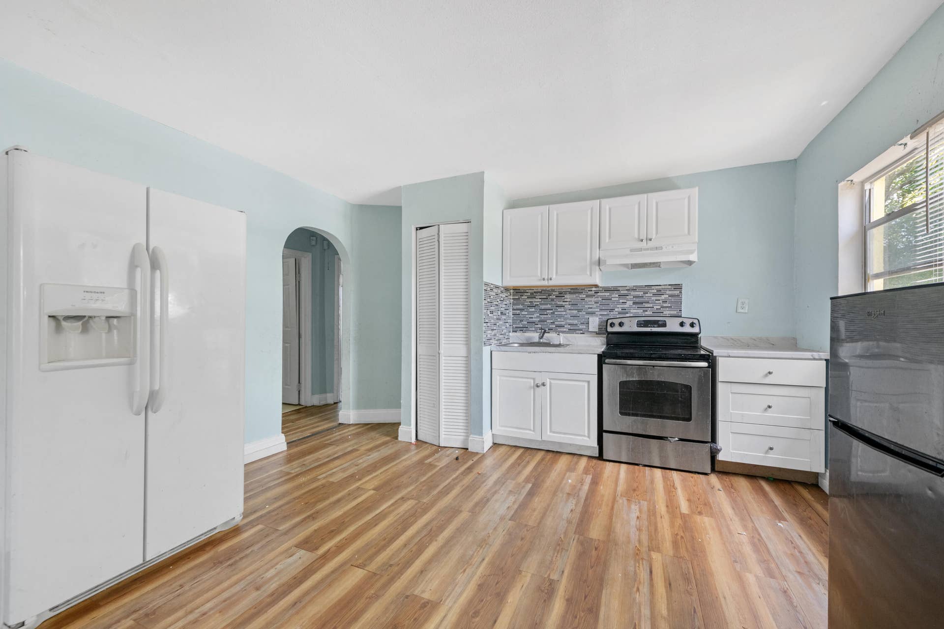 616 W 5TH Street, Riviera Beach, FL 33404 DSC_8709