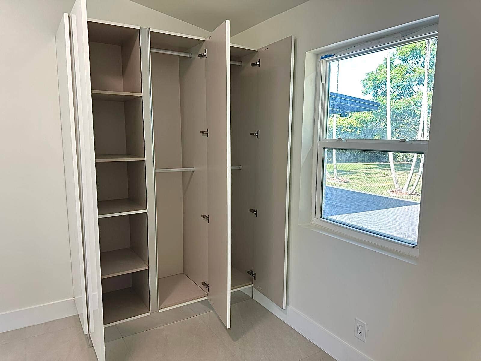 2490 Andros Lane, Fort Lauderdale, FL 33312 Room 2