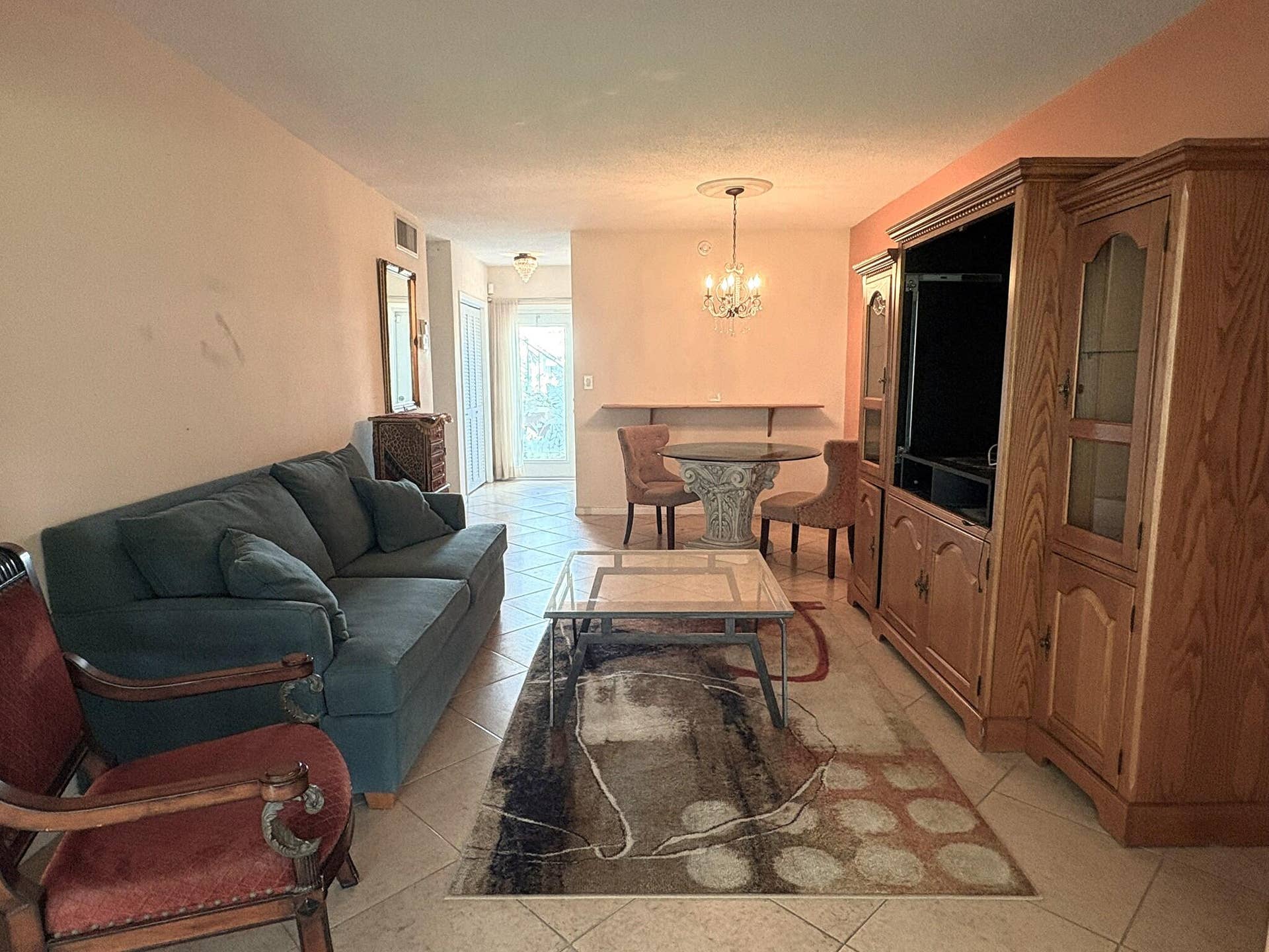 2650 W GOLF Boulevard, #165, Pompano Beach, FL 33064 Living Room