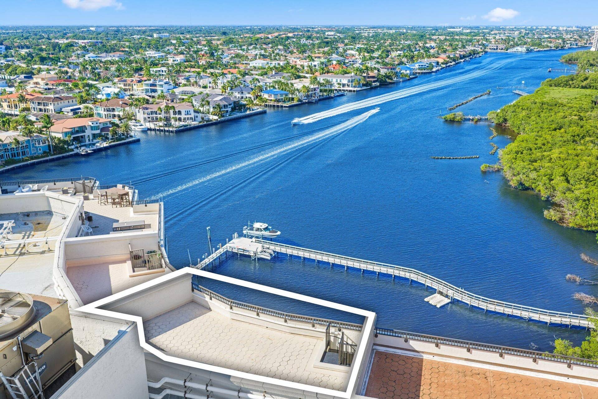 3912 South Ocean Boulevard - 25.jpg-SMAL