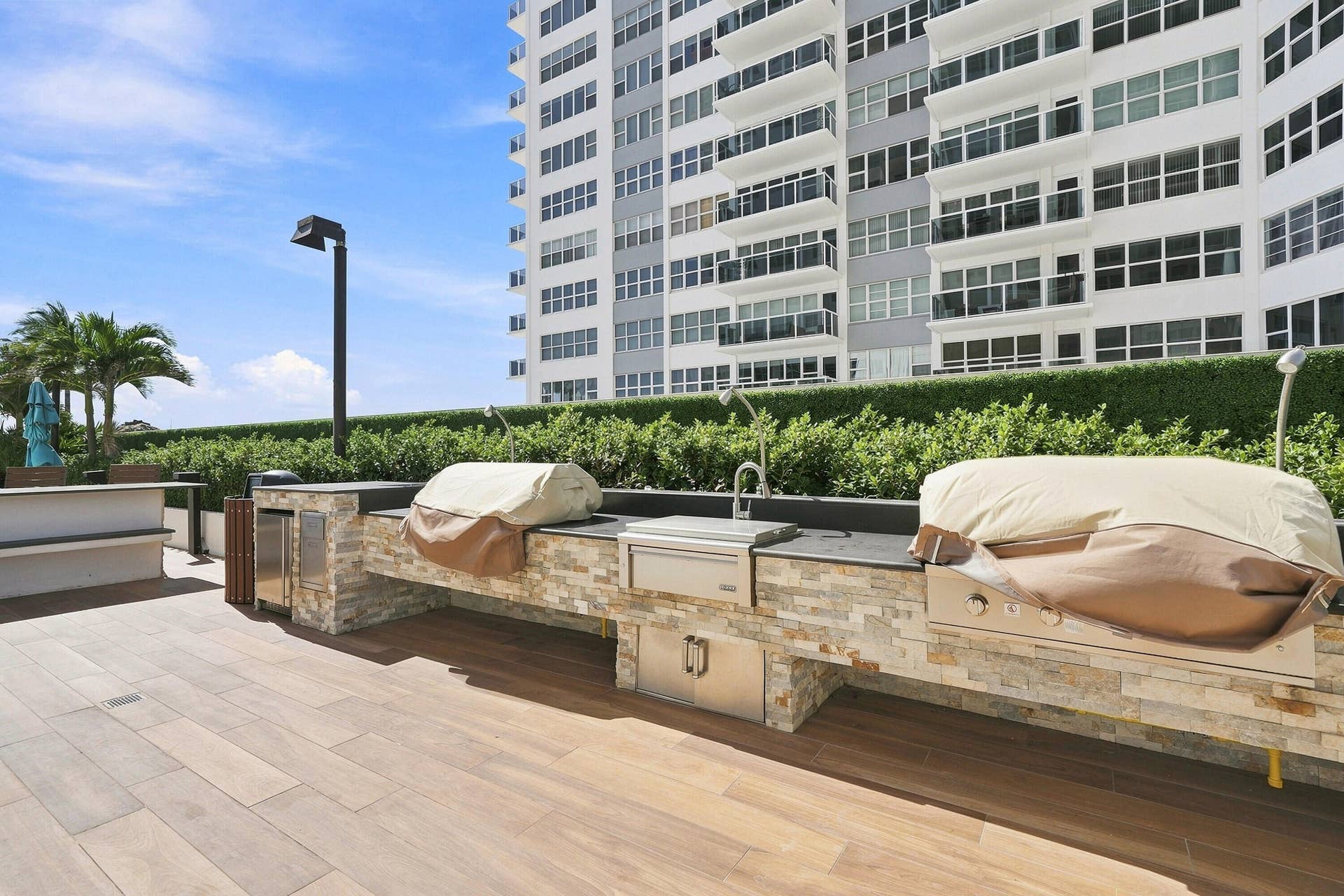 3750 Galt Ocean Drive, #1108, Fort Lauderdale, FL 33308 BBQ
