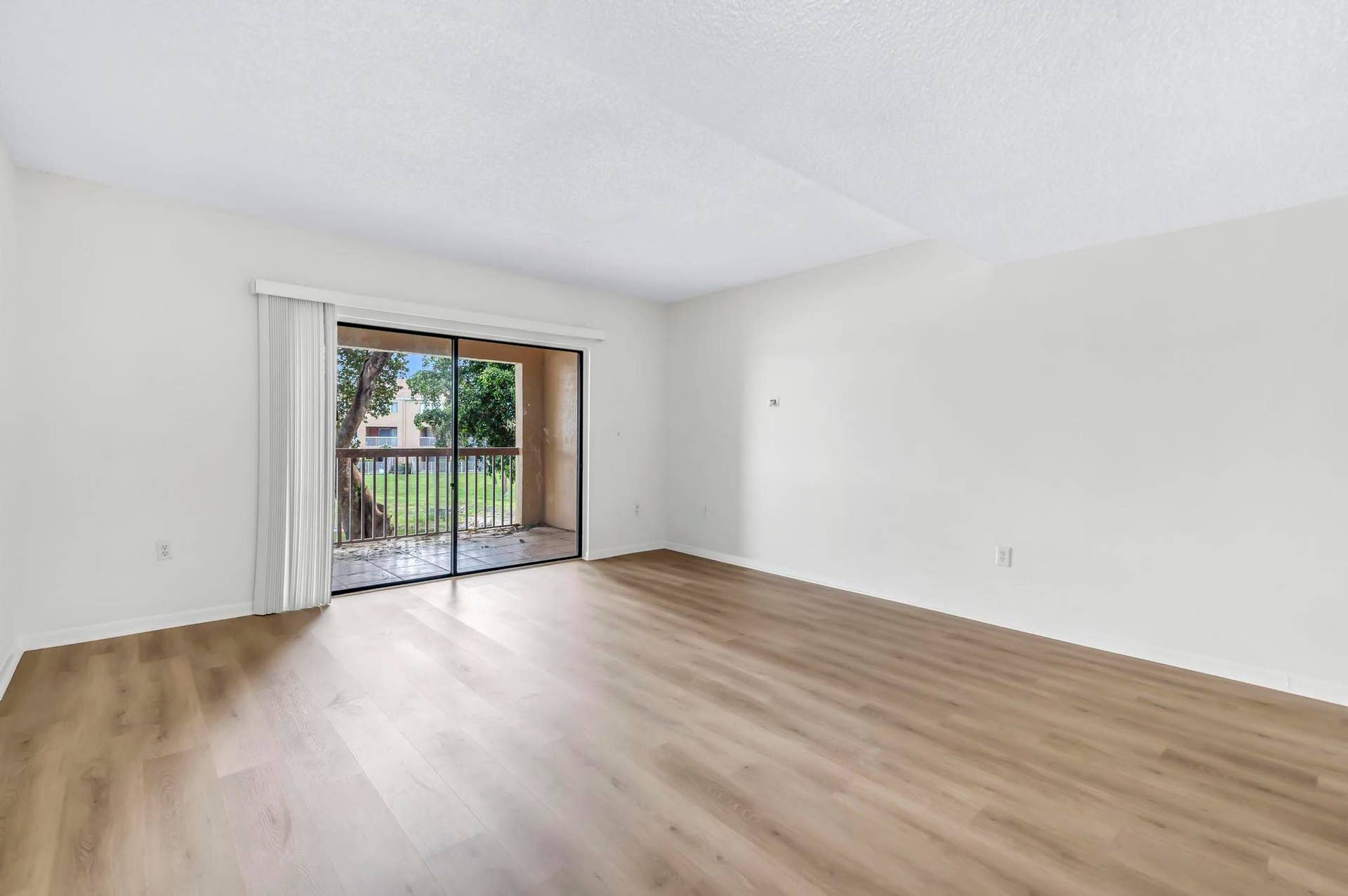5200 NW 31ST Avenue, #96, Fort Lauderdale, Fort Lauderdale, FL 33309 010