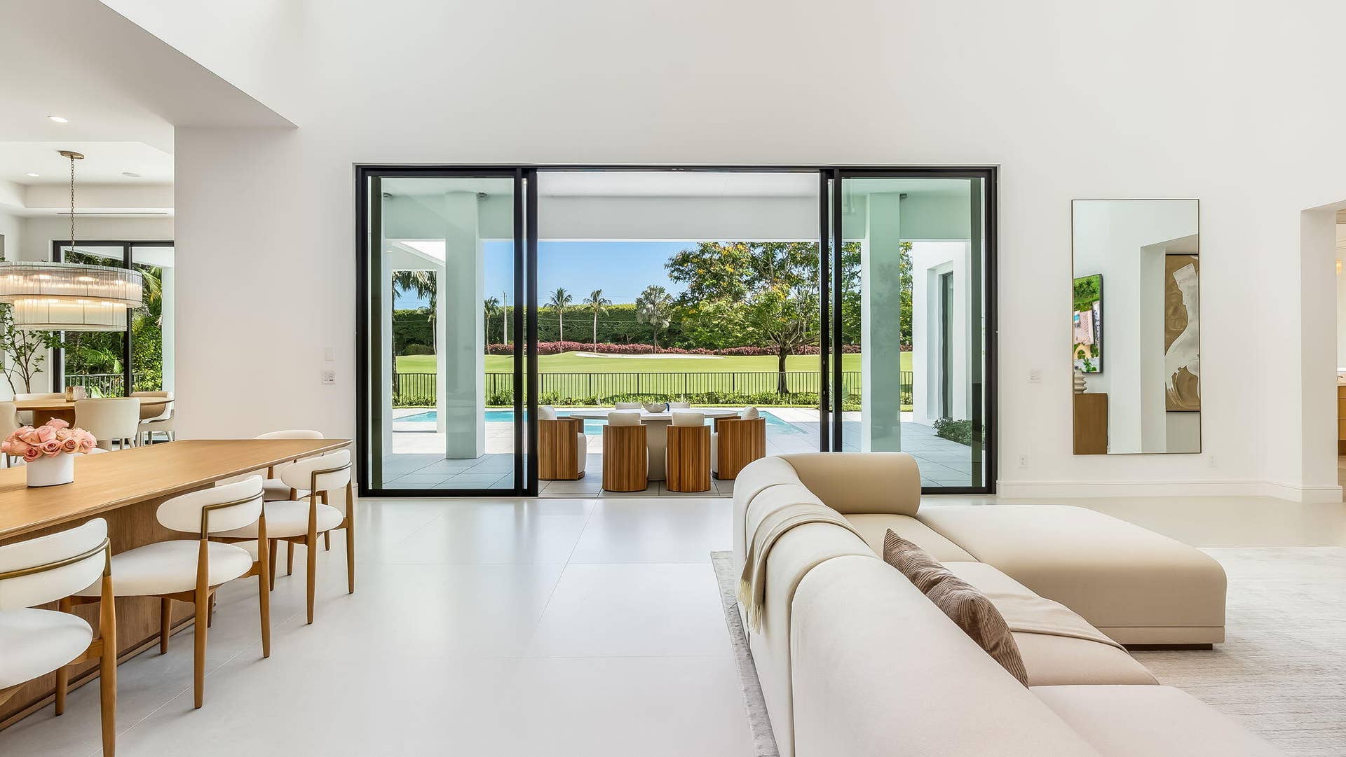 Indoor/Outdoor Living