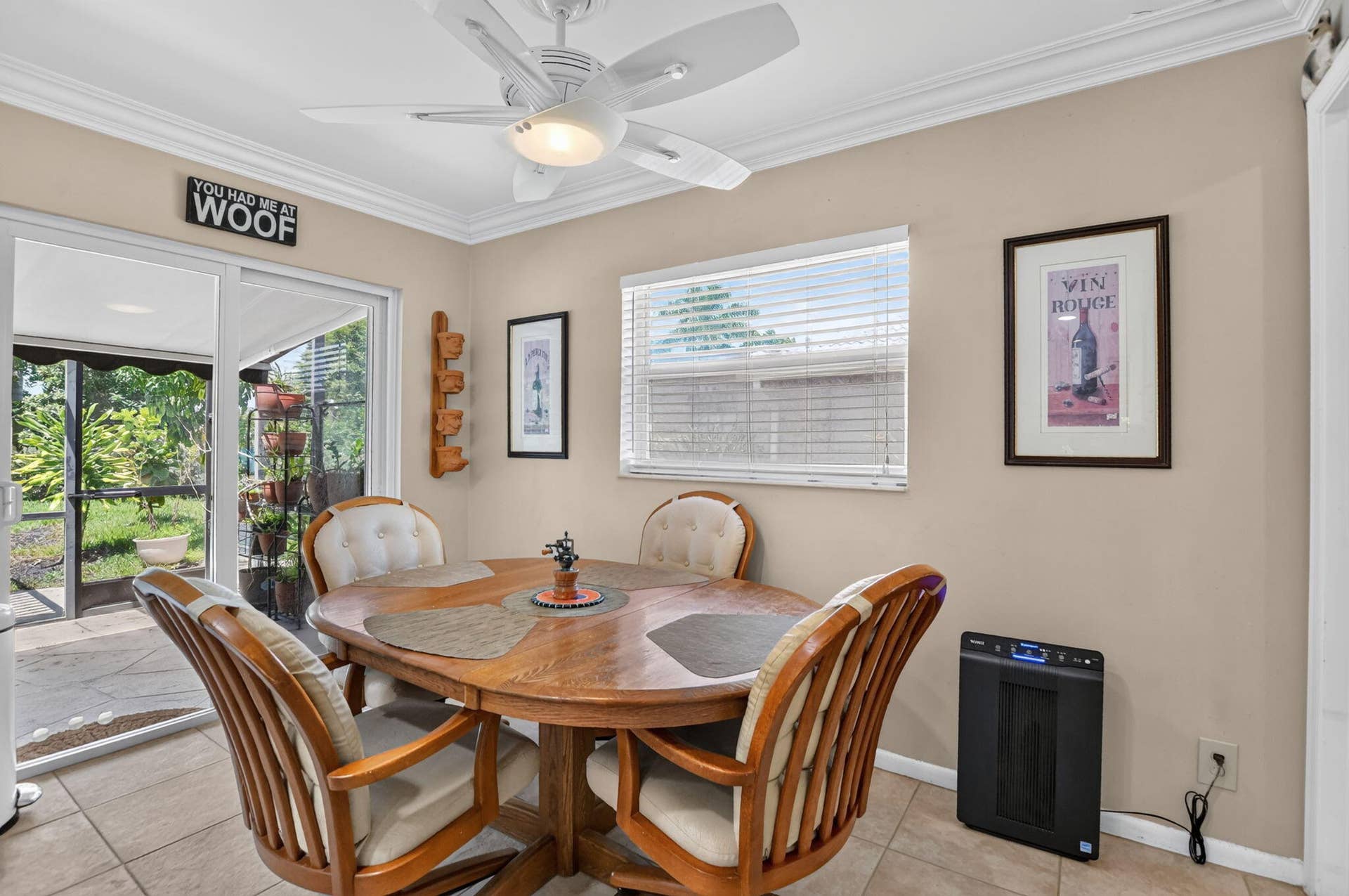 Dinette Area