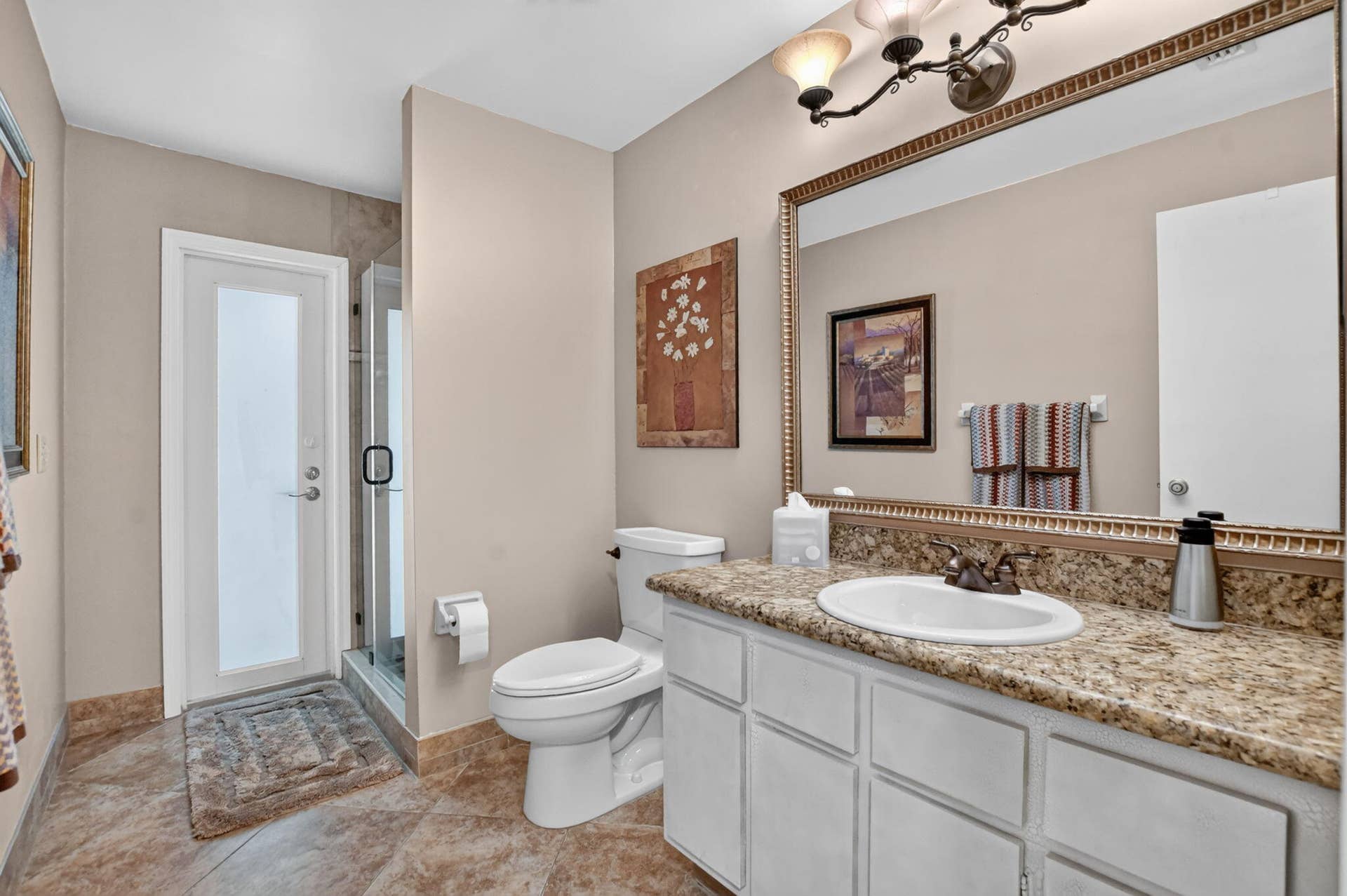 2nd Bathroom
