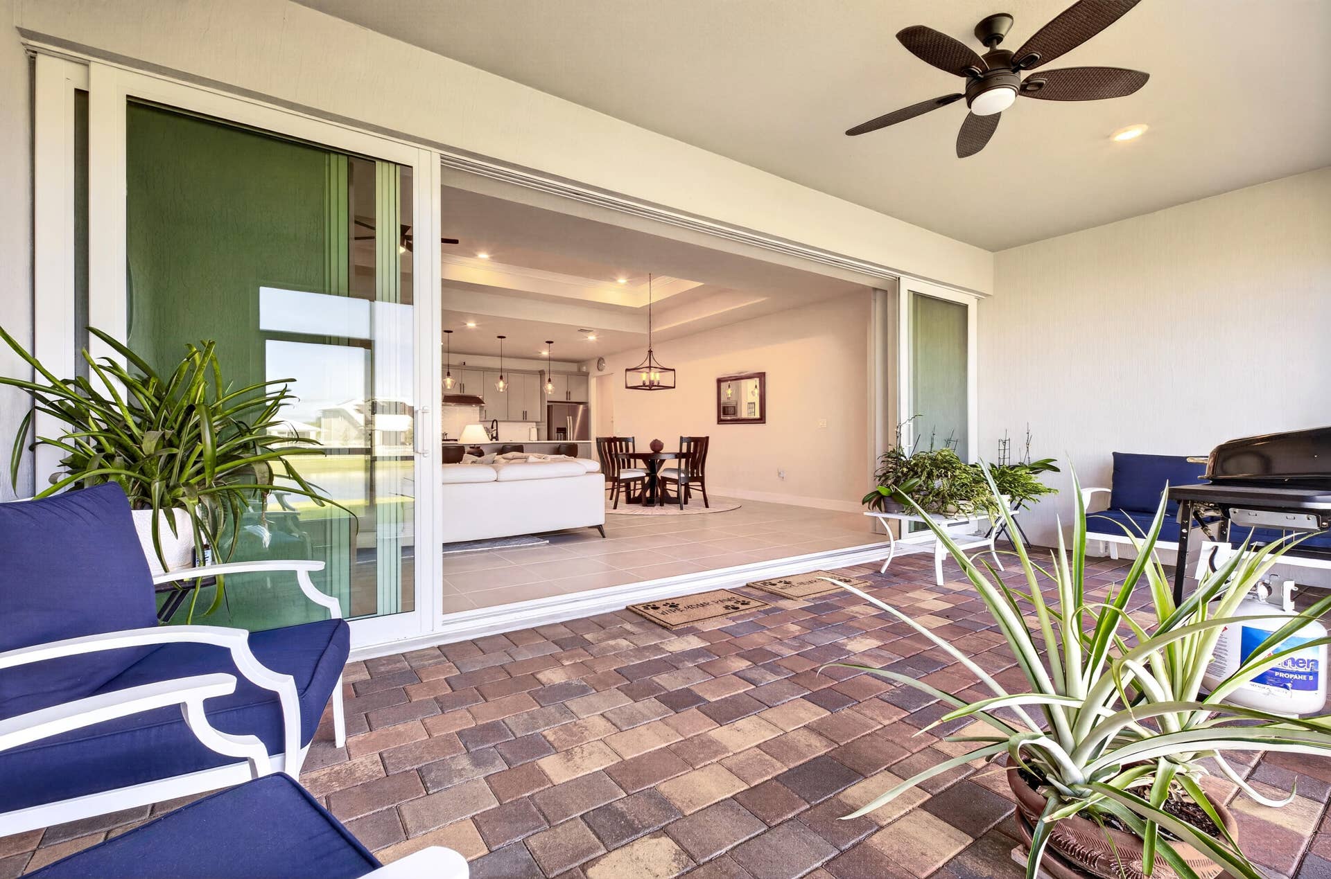 12241 SW Myrtle Oak Drive, Port St Lucie, FL 34987 Lanai