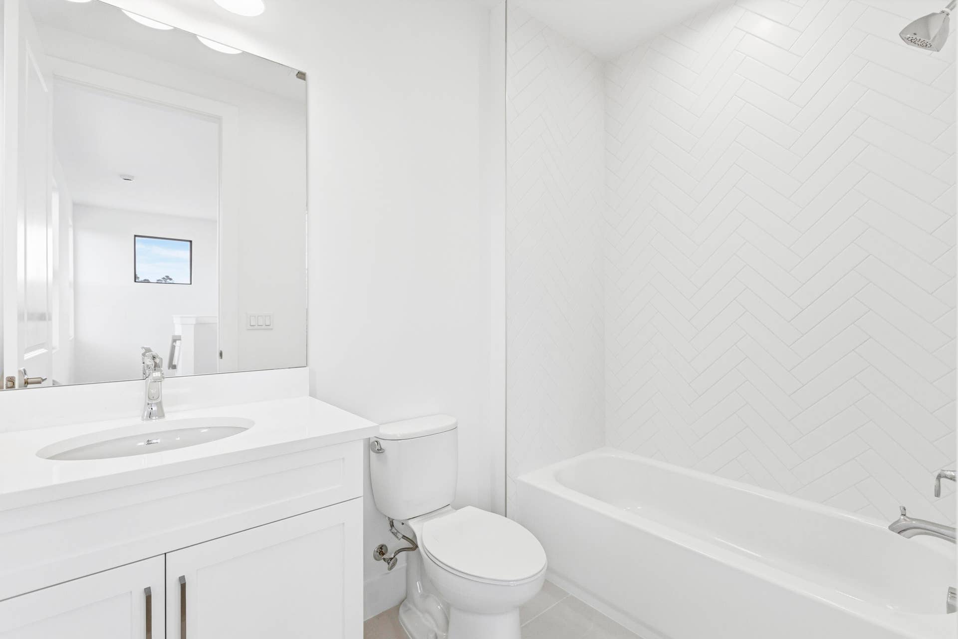 13921 Vivant Drive, Palm Beach Gardens, FL 33412 Bonus Bath