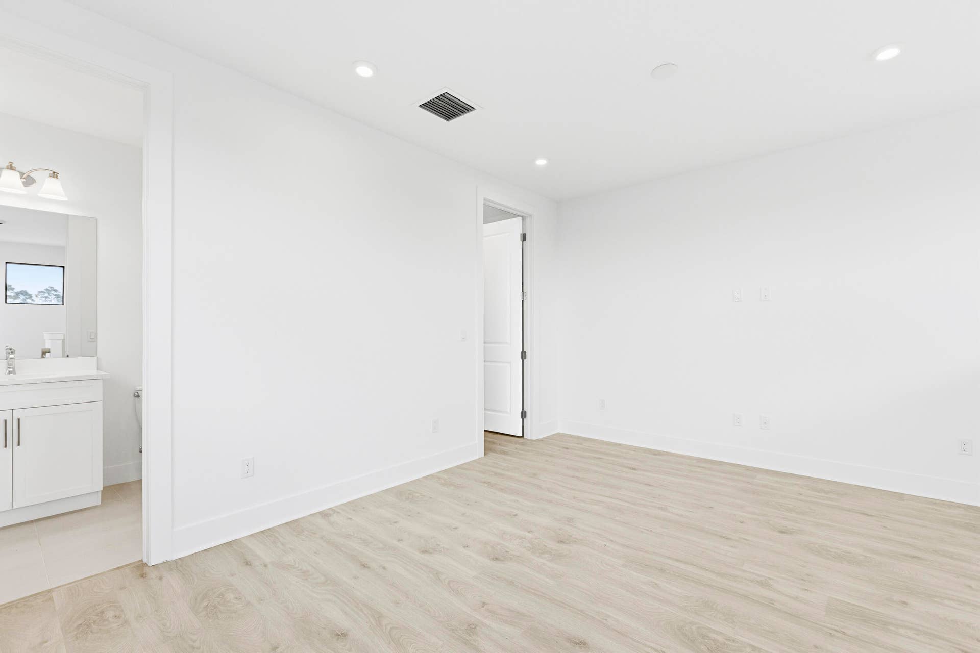 13921 Vivant Drive, Palm Beach Gardens, FL 33412 Bonus Room