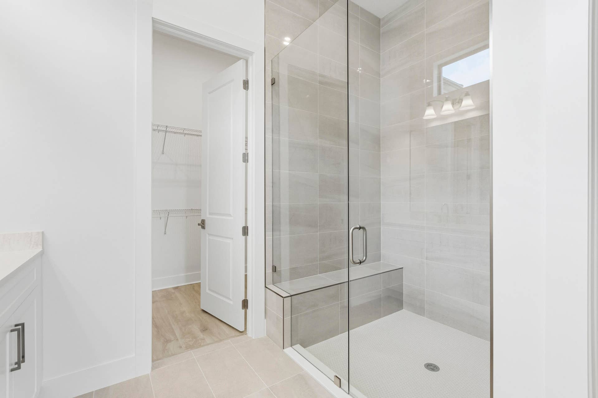 13921 Vivant Drive, Palm Beach Gardens, FL 33412 Owner's Bath