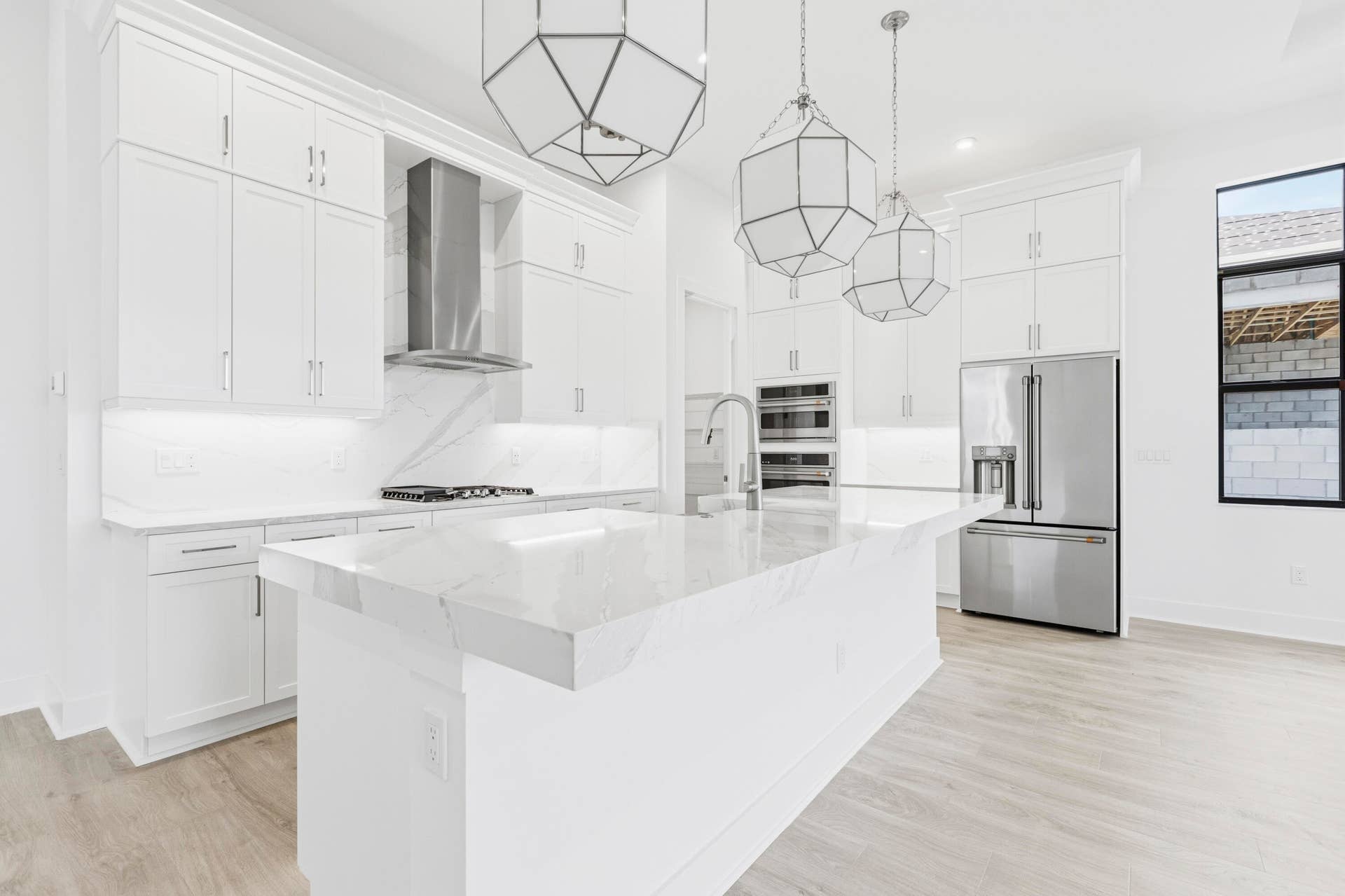 13921 Vivant Drive, Palm Beach Gardens, FL 33412 Kitchen