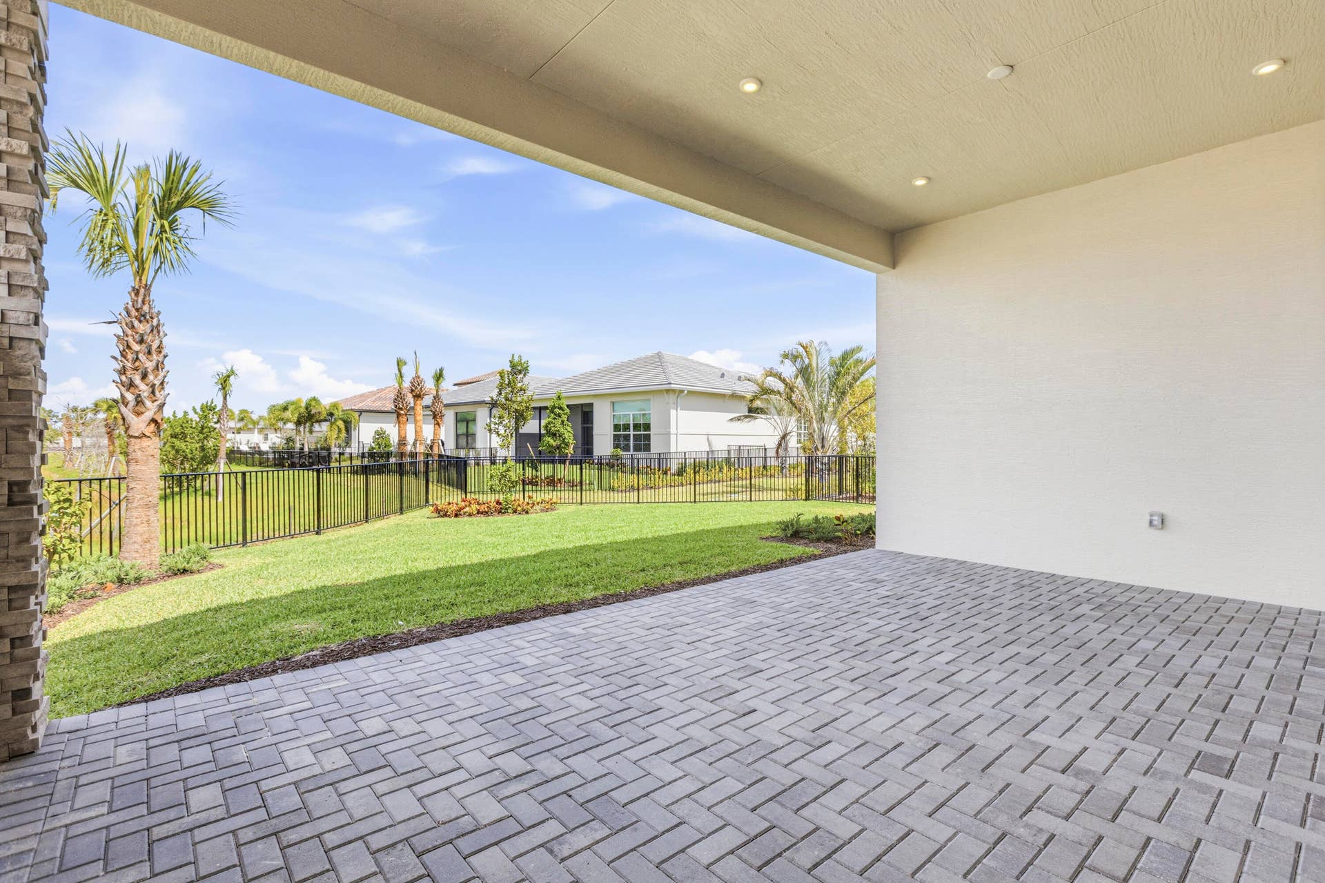 13921 Vivant Drive, Palm Beach Gardens, FL 33412 Lanai