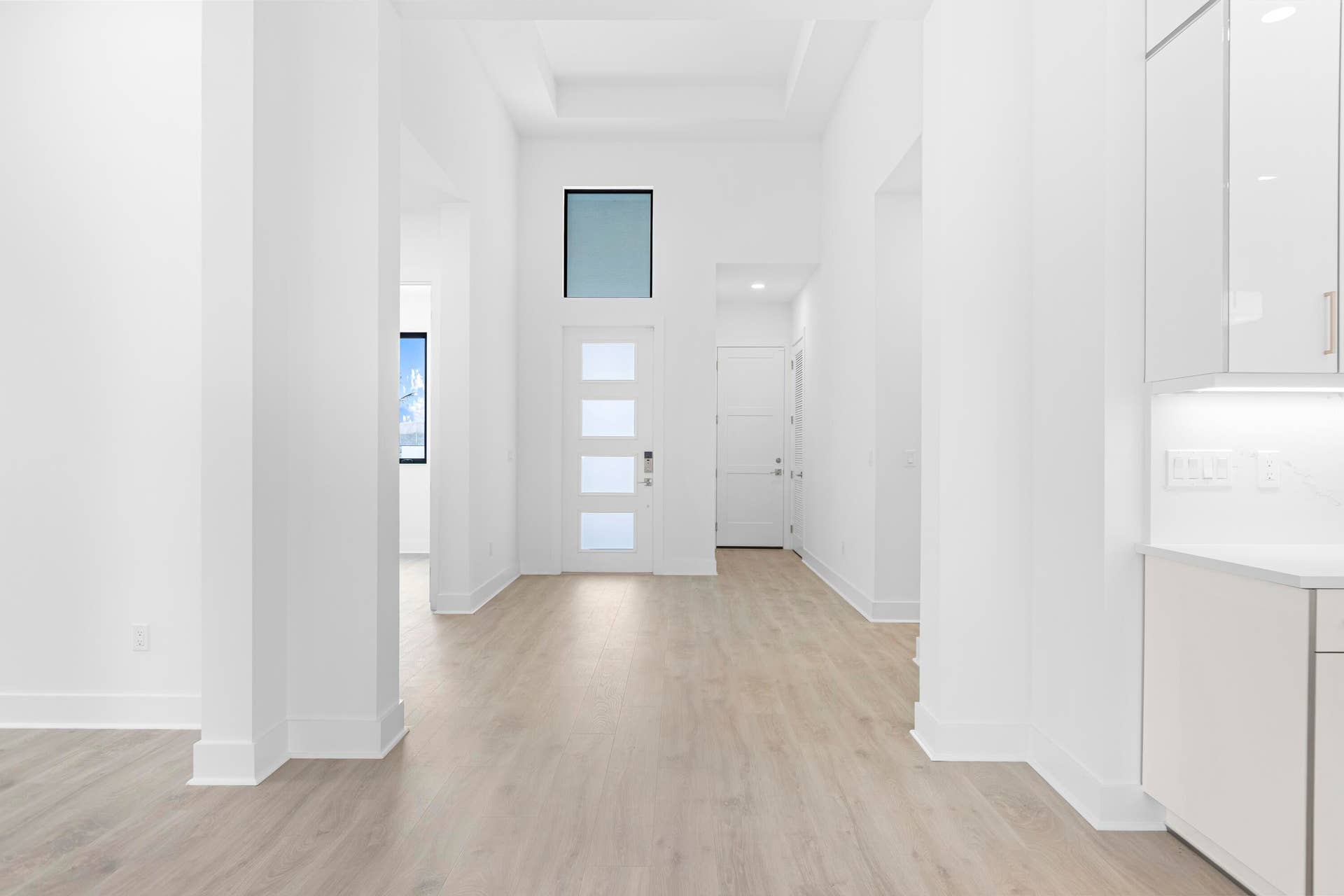 14060 Bastille Street, Palm Beach Gardens, FL 33412 Foyer