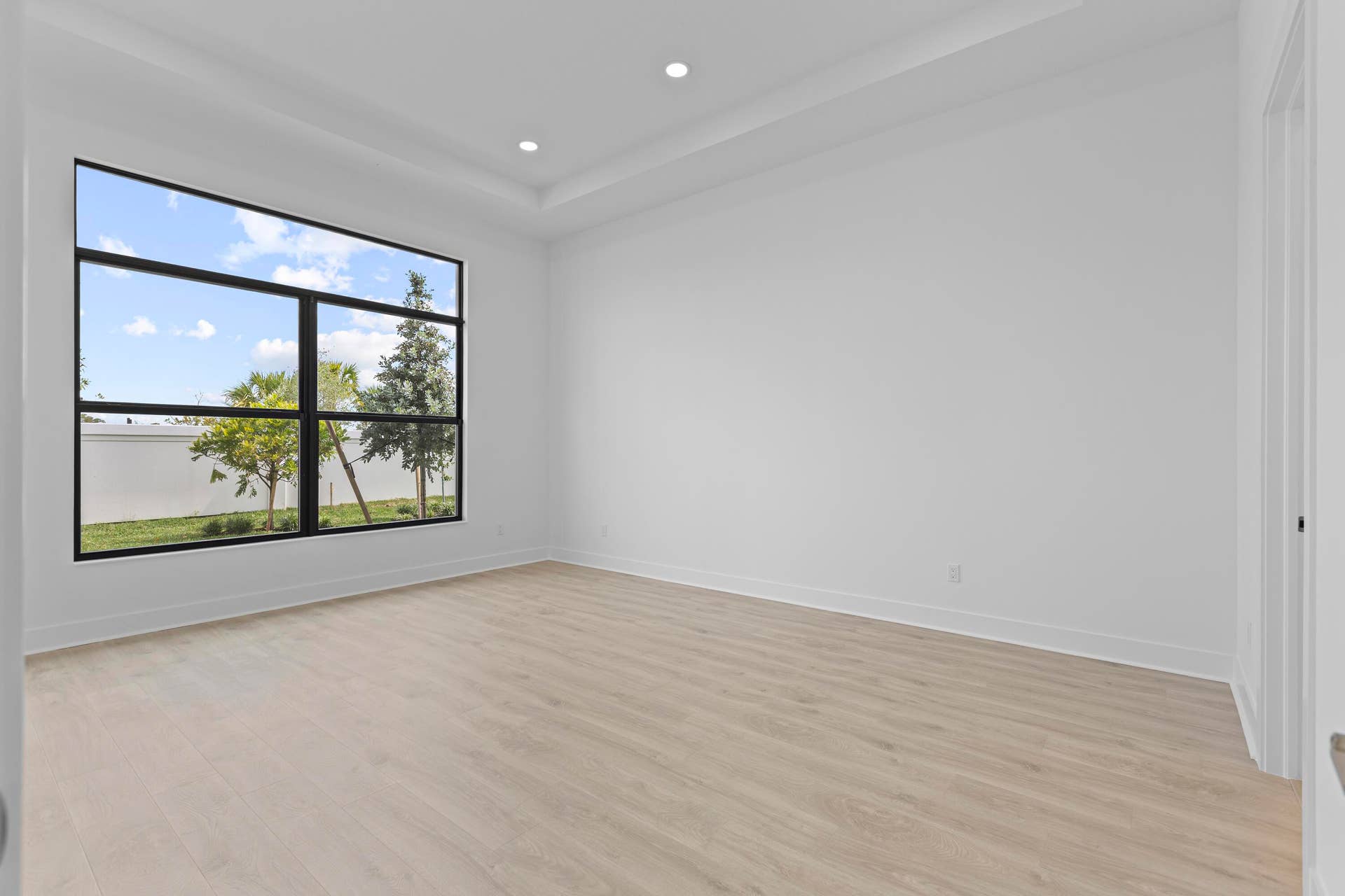 14060 Bastille Street, Palm Beach Gardens, FL 33412 Owner's Suite