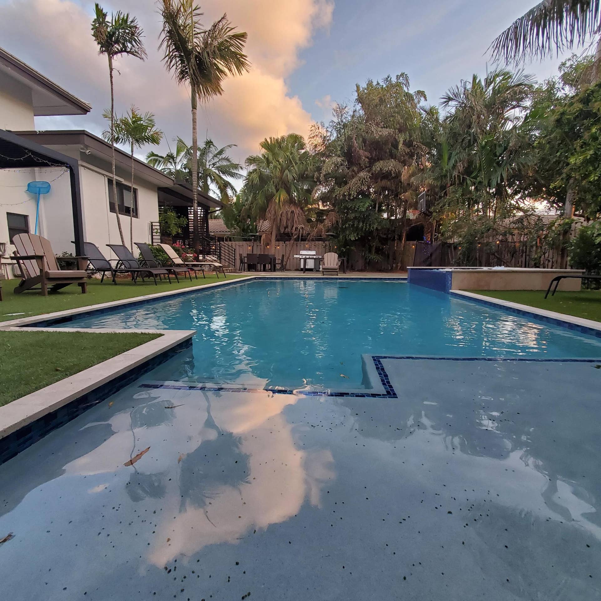 2009 SE 24 Avenue, Fort Lauderdale, FL 33316 Pool 19x26