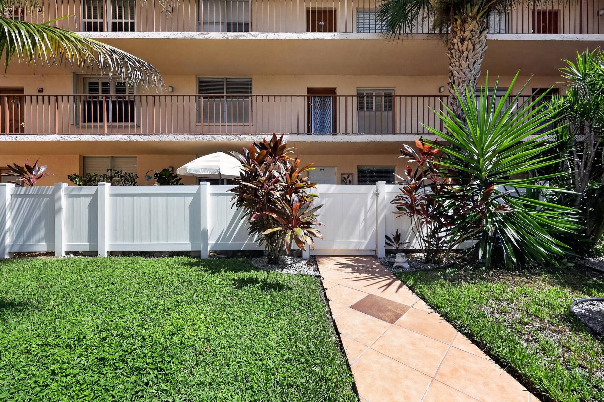 14527 BONAIRE Boulevard, #103, Delray Beach, FL 33446 02_14527_Bonaire_Blvd-Exterior-0091