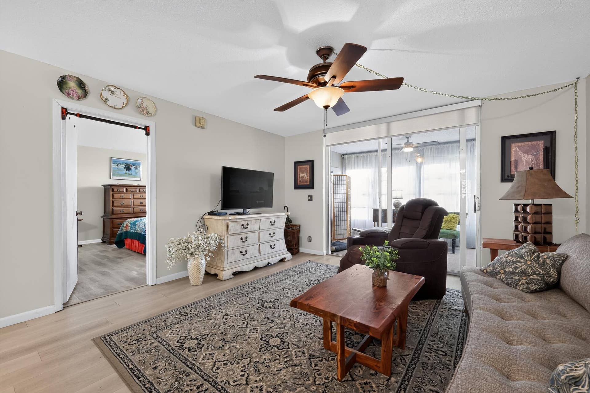 14527 BONAIRE Boulevard, #103, Delray Beach, FL 33446 11_14527_Bonaire_Blvd-Living_room-0061