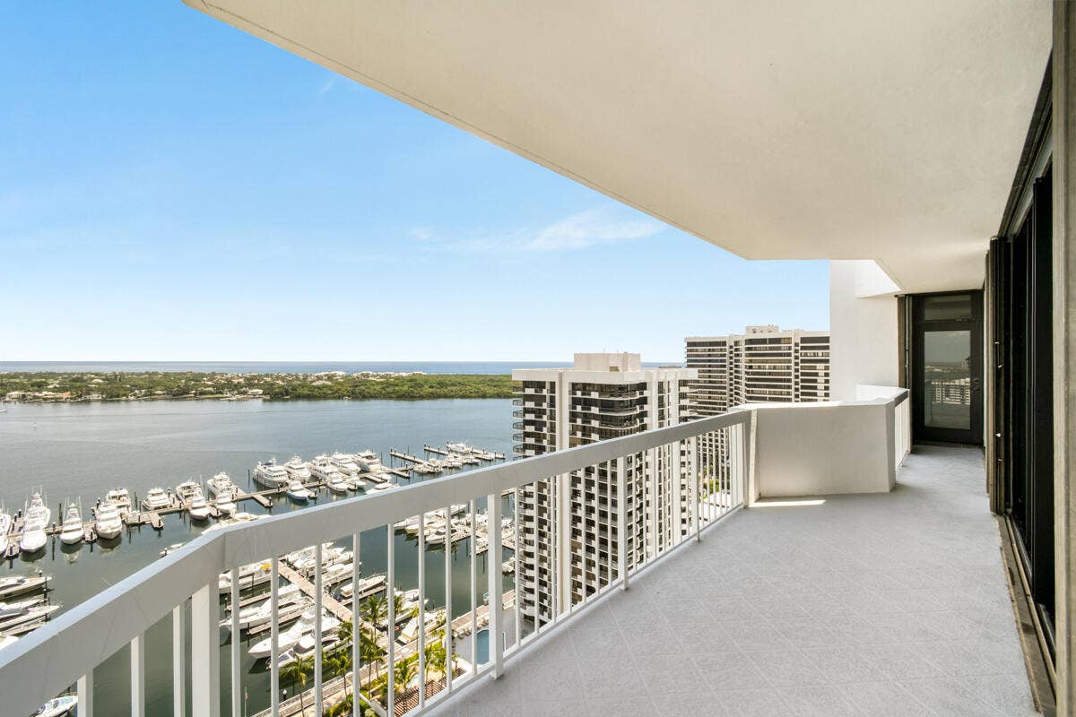 123 LAKESHORE Drive, #PH45, North Palm Beach, FL 33408 DSC_8511