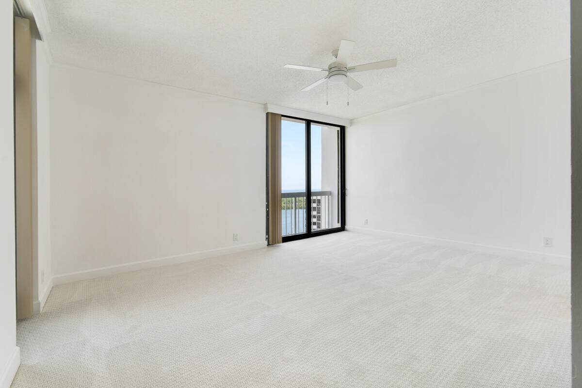 123 LAKESHORE Drive, #PH45, North Palm Beach, FL 33408 DSC_8596