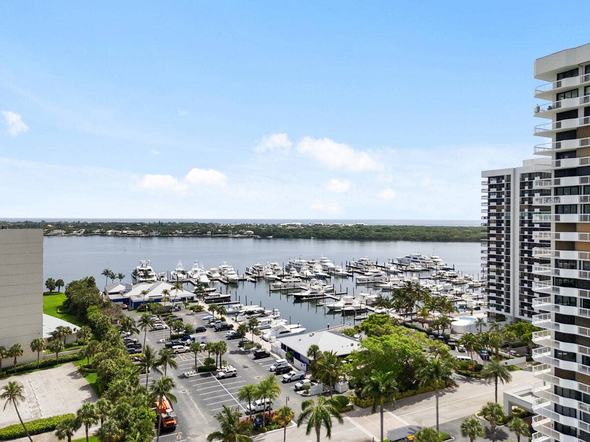 123 LAKESHORE Drive, #PH45, North Palm Beach, FL 33408 DJI_20250607110700_0677_D