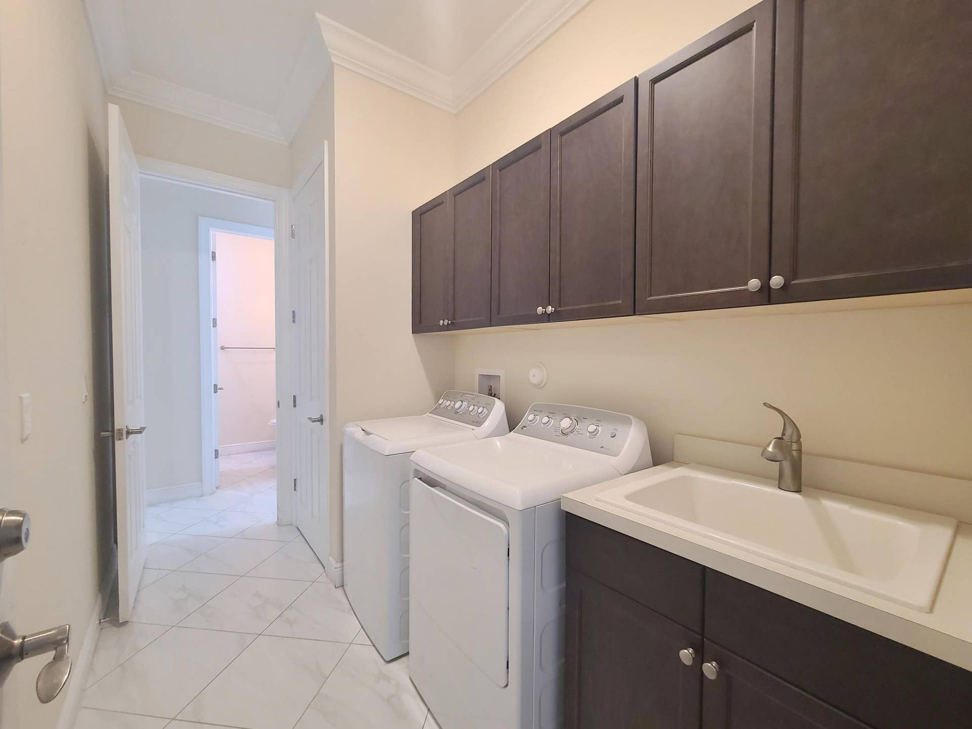 23038 SW ACCESI Way, Port St Lucie, FL 34986 Laundry