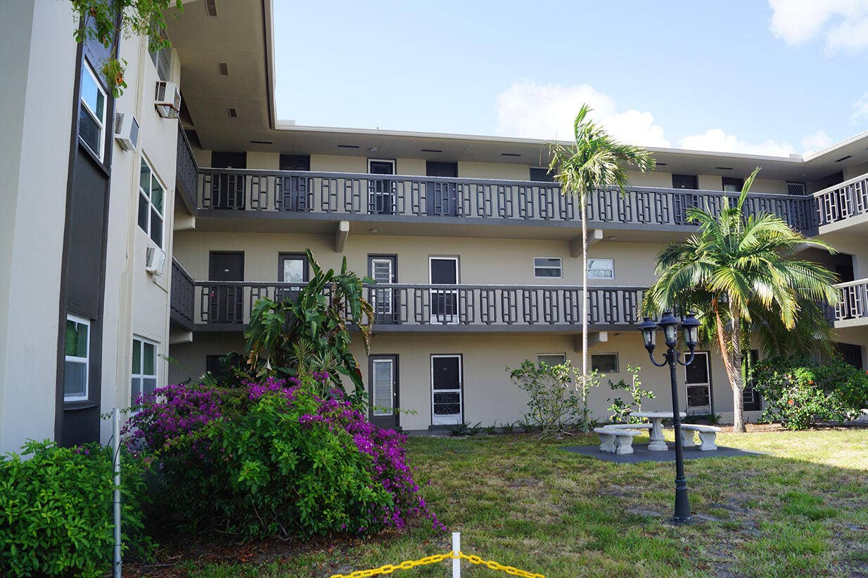 1250 E SAMPLE Road, #303, Pompano Beach, FL 33064 building