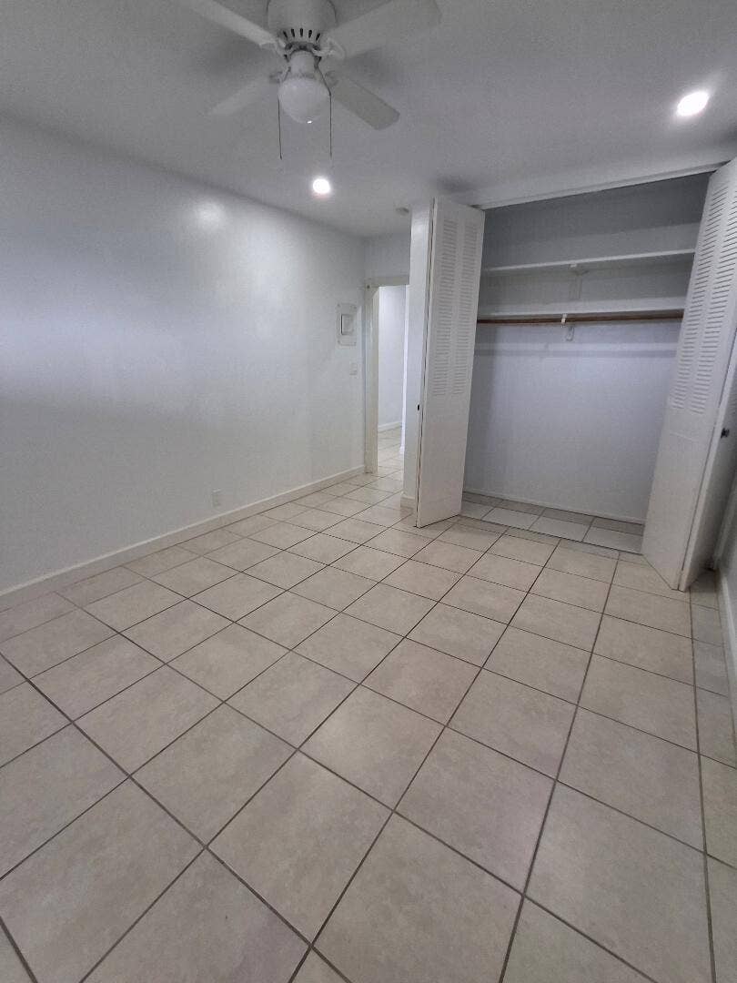 1250 E SAMPLE Road, #303, Pompano Beach, FL 33064 HH3