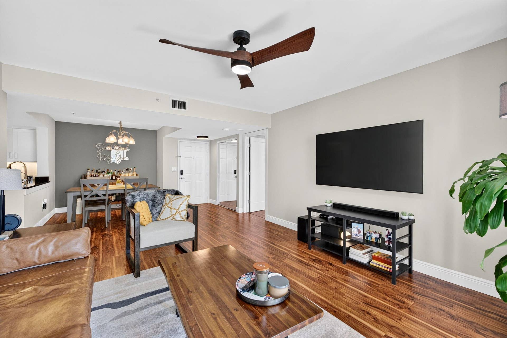 520 SE 5TH Avenue, #2602, Fort Lauderdale, FL 33301 25-web-or-mls-699A7796
